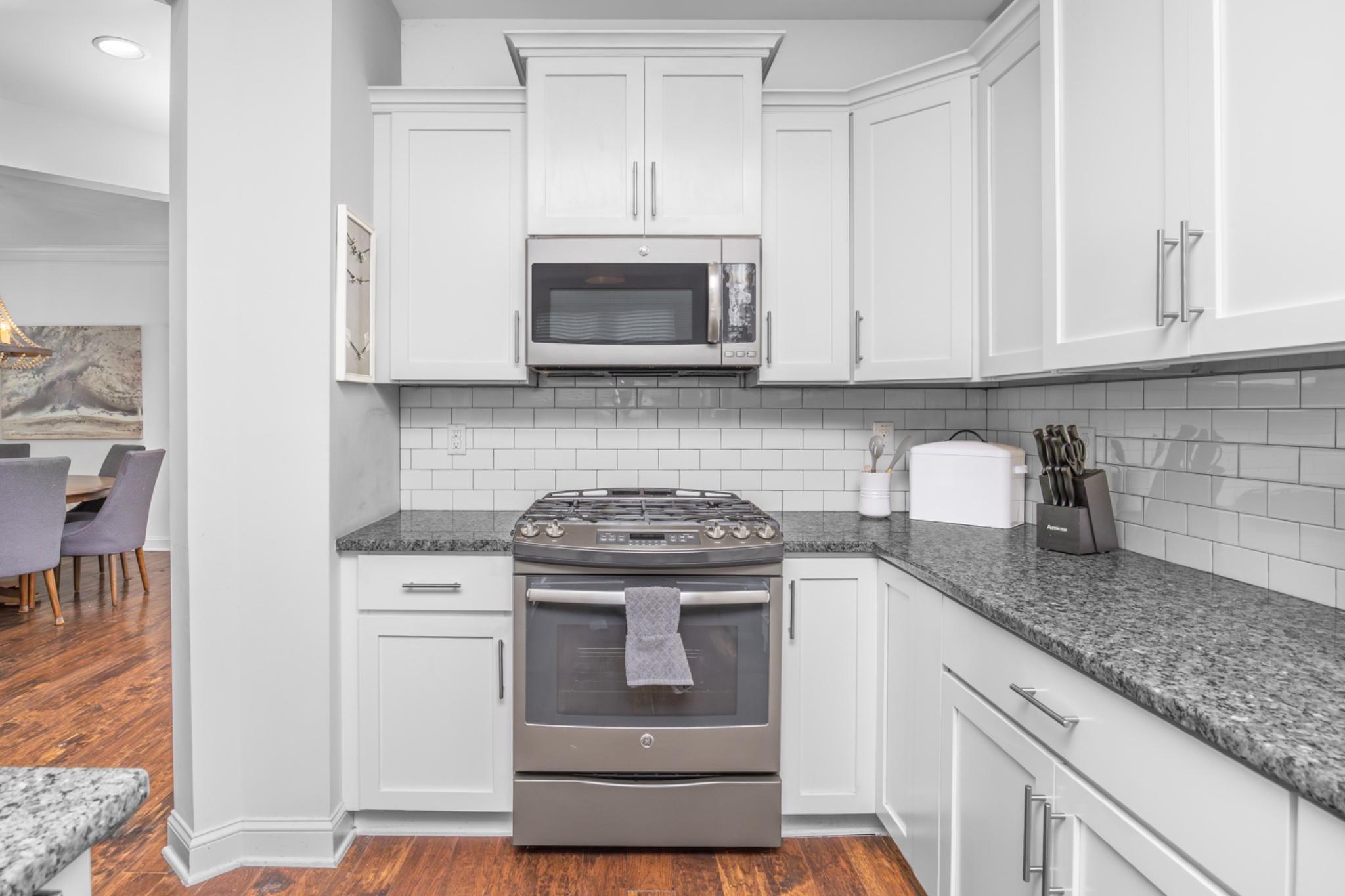 THORNDALE - Residential