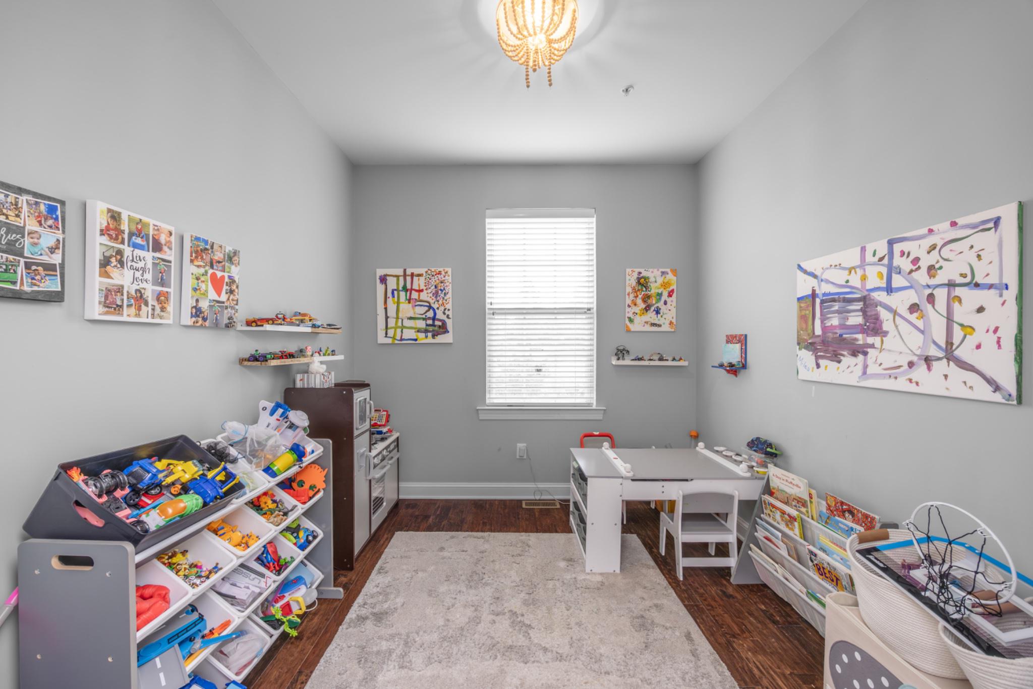 THORNDALE - Residential