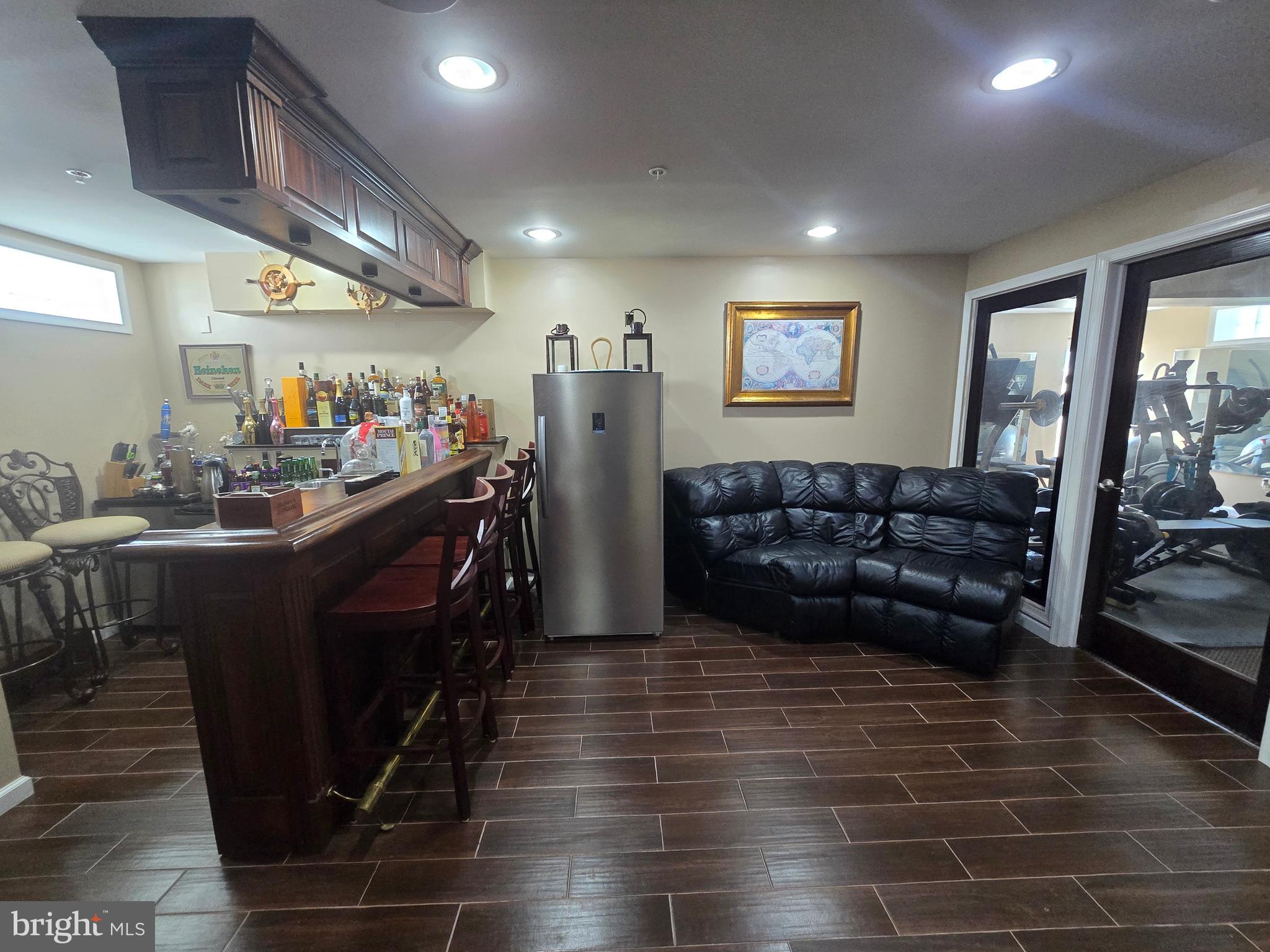 PLEASANT CHASE - Residential