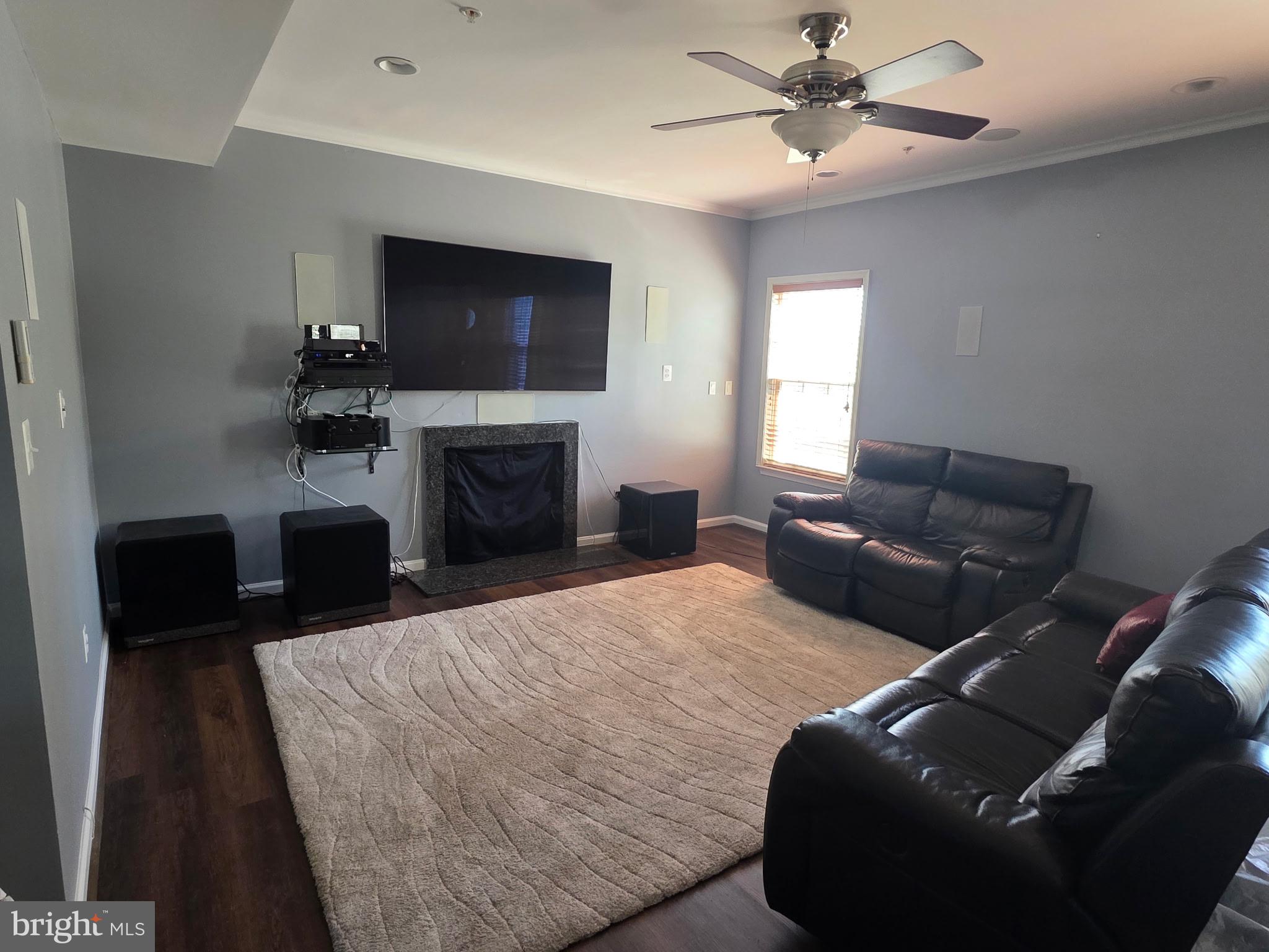 PLEASANT CHASE - Residential