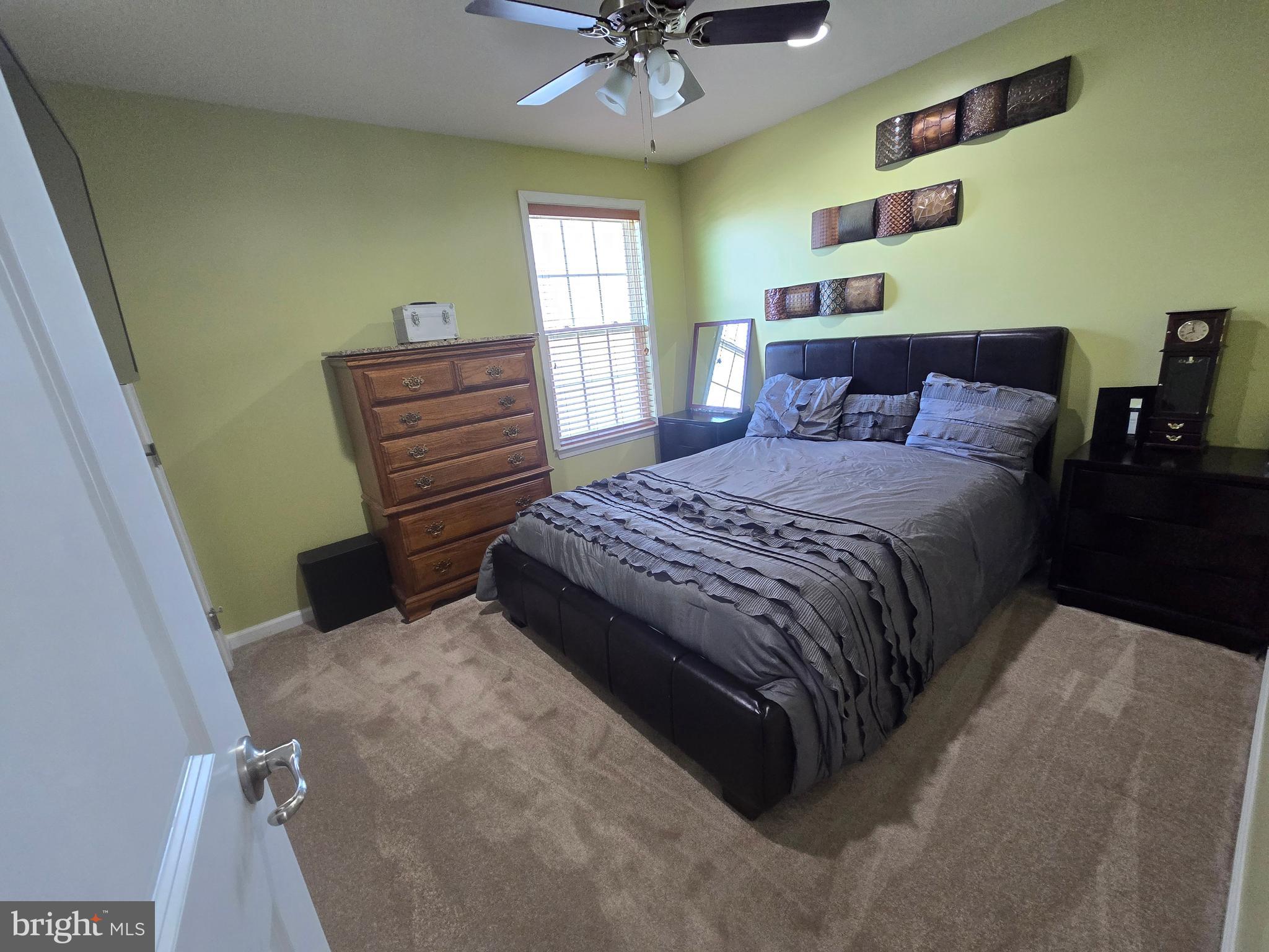 PLEASANT CHASE - Residential