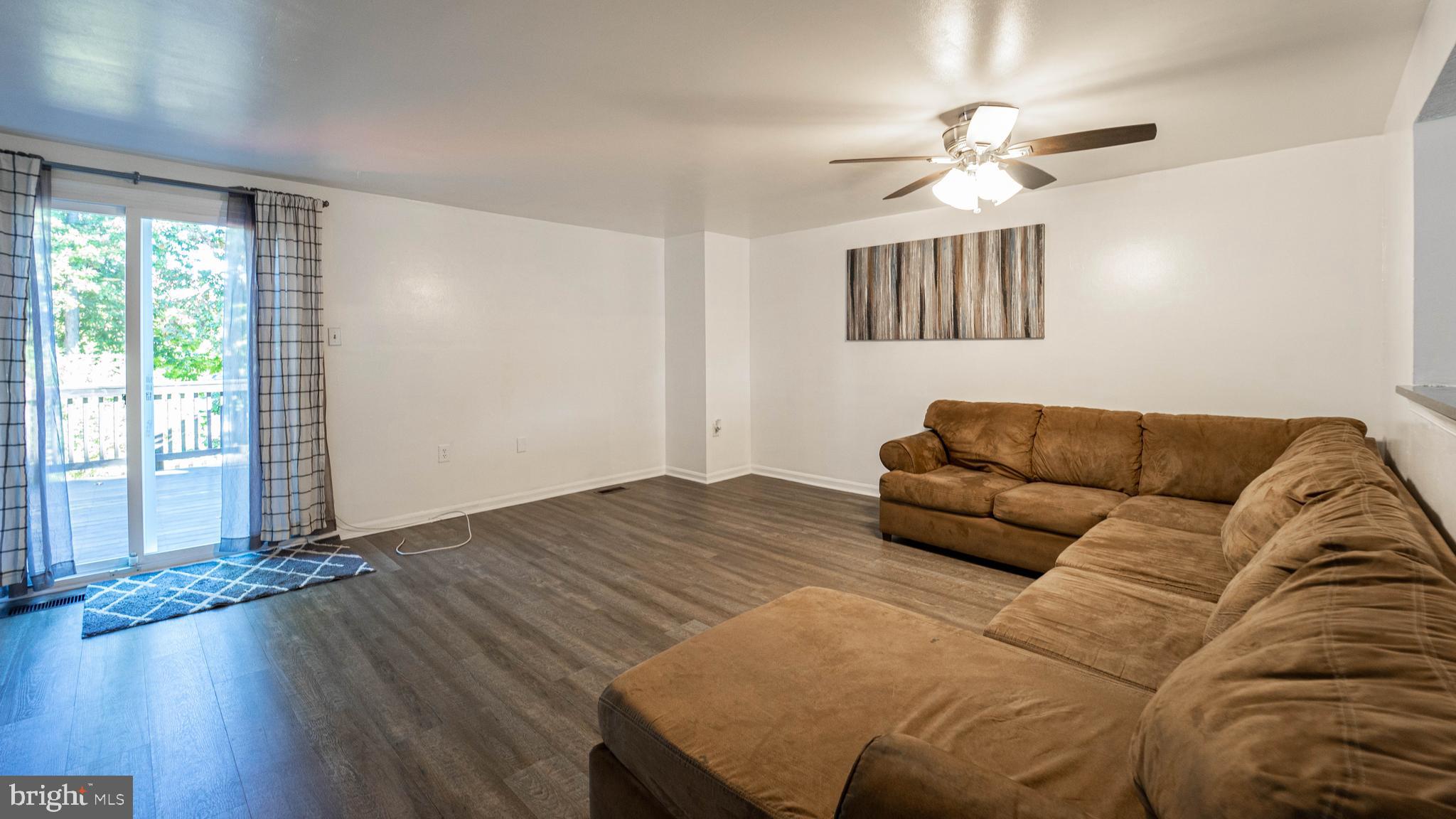 OAKLAND MILLS - Residential