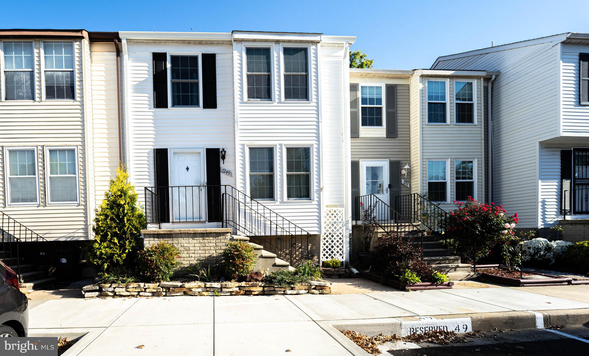 OAKLAND MILLS - Residential