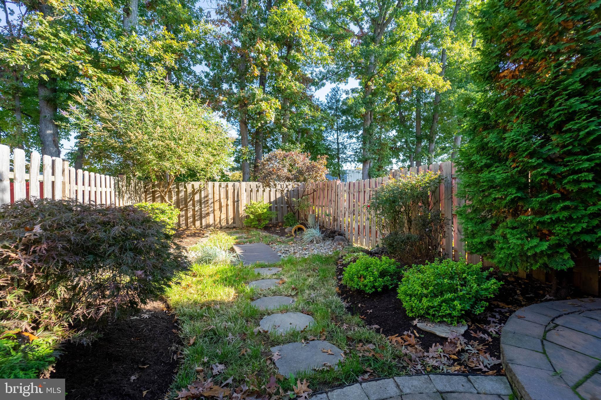 OAKLAND MILLS - Residential