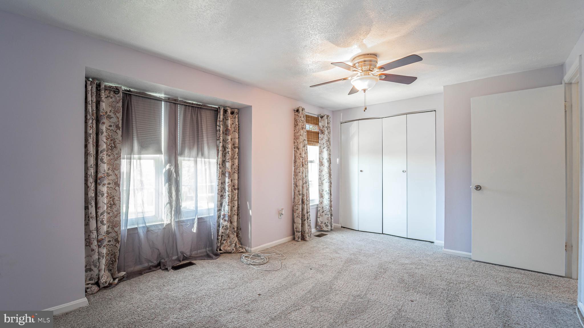 OAKLAND MILLS - Residential