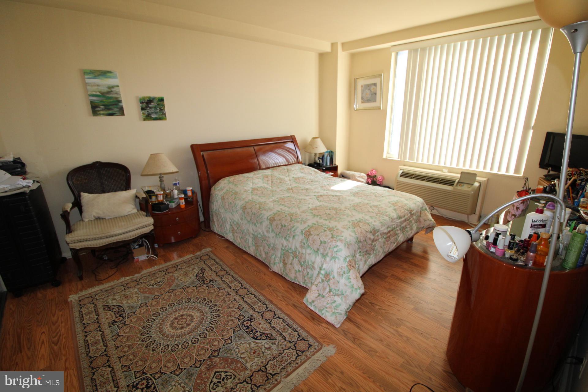 WASHINGTON TOWER - Residential