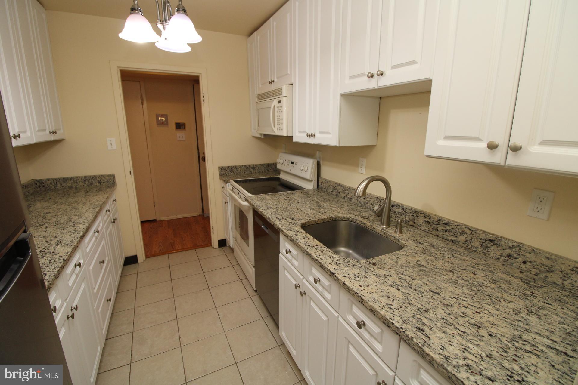 WASHINGTON TOWER - Residential