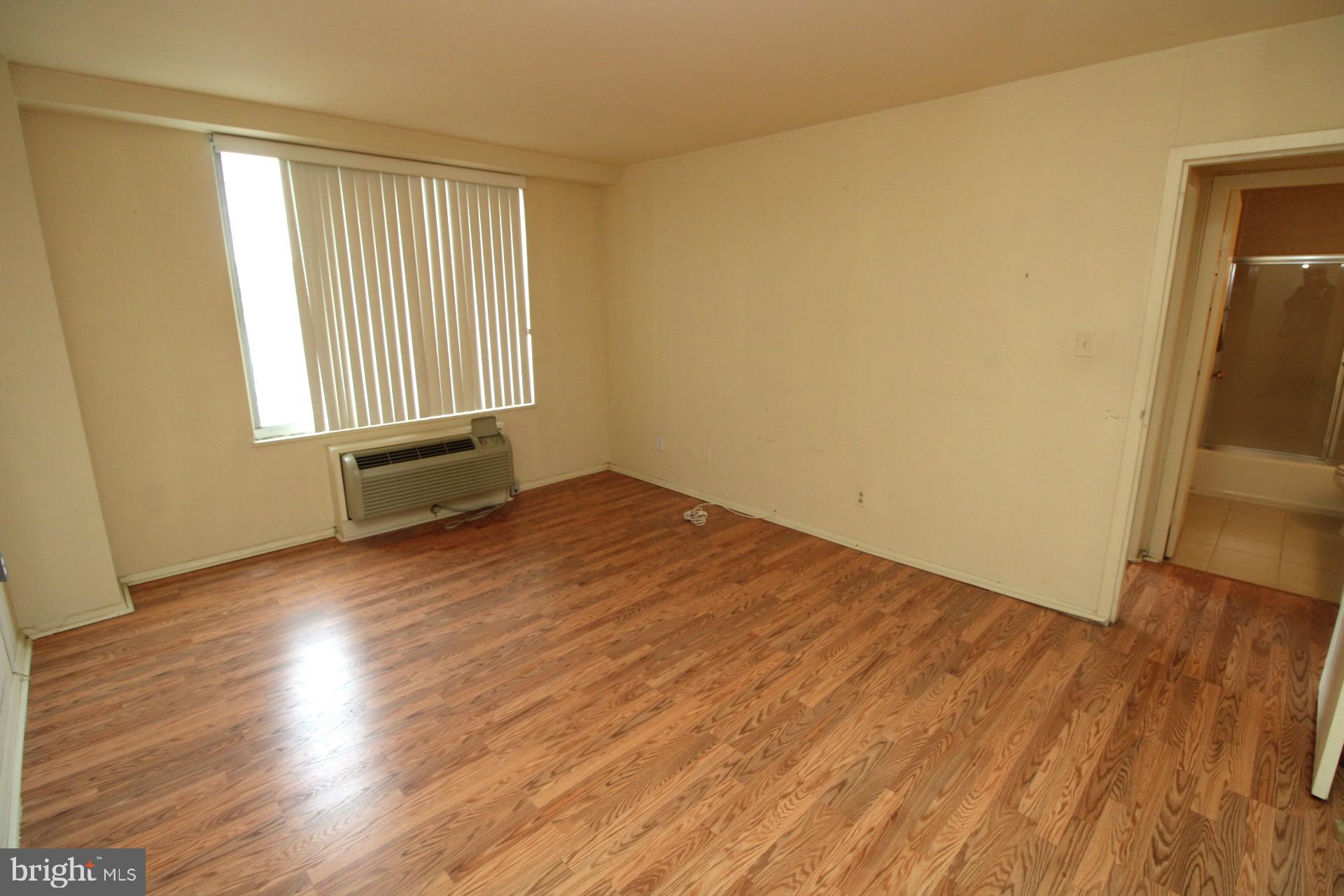 WASHINGTON TOWER - Residential