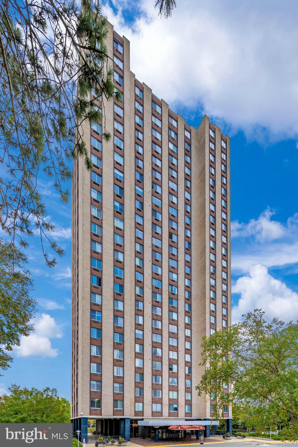 WASHINGTON TOWER - Residential