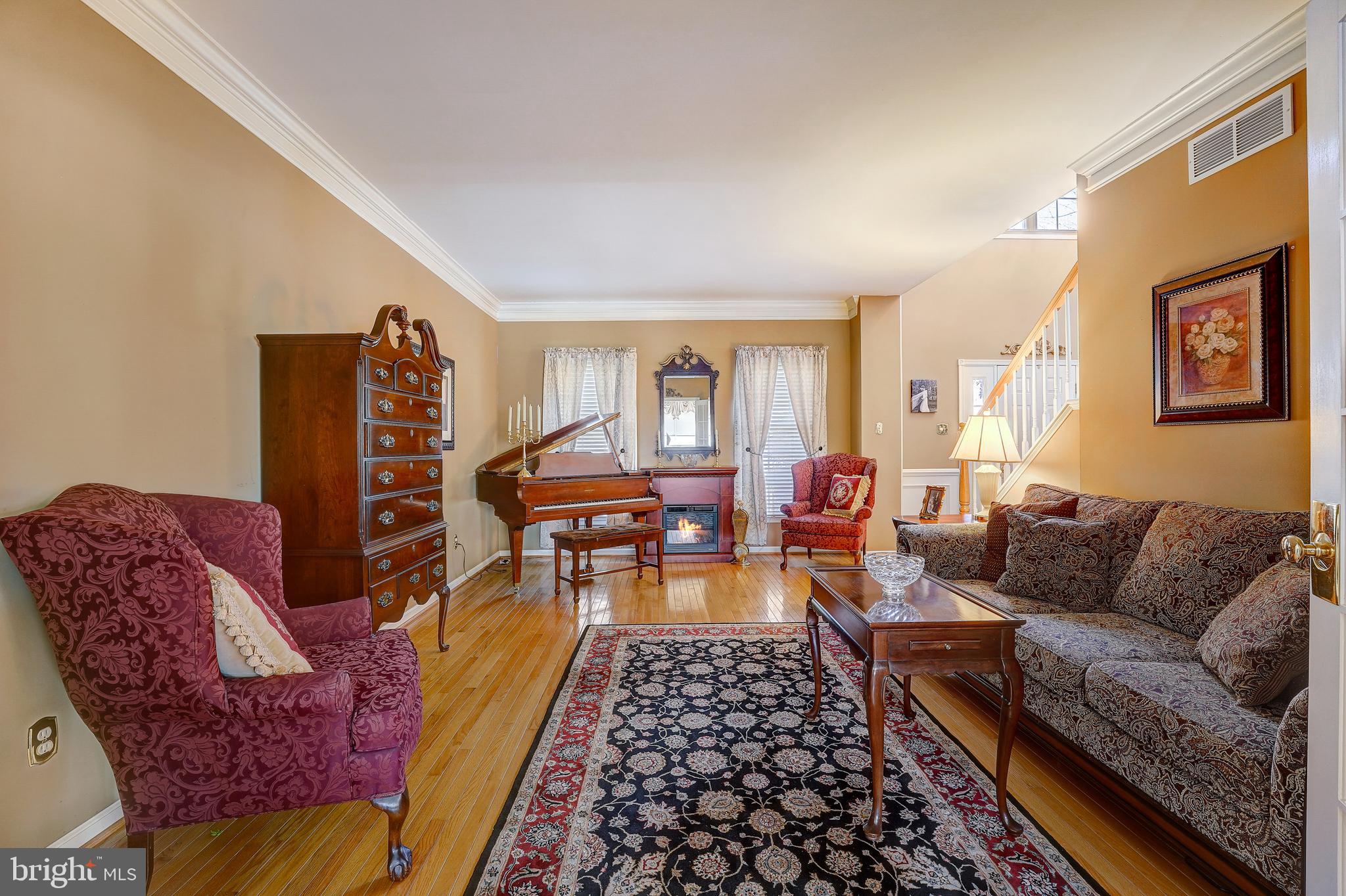 WILLIAMSBURG - Residential