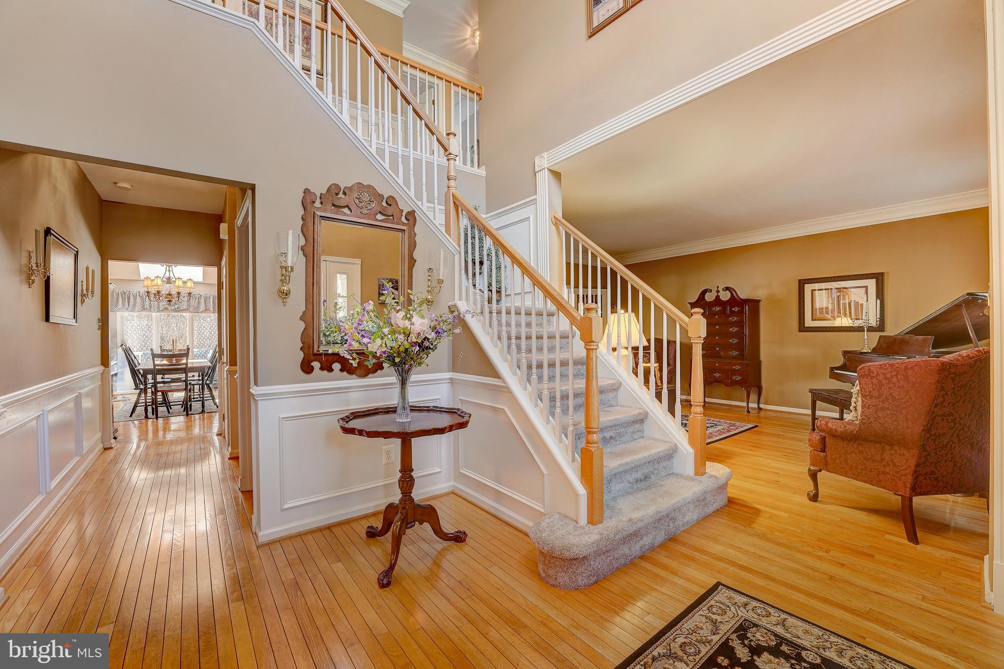 WILLIAMSBURG - Residential