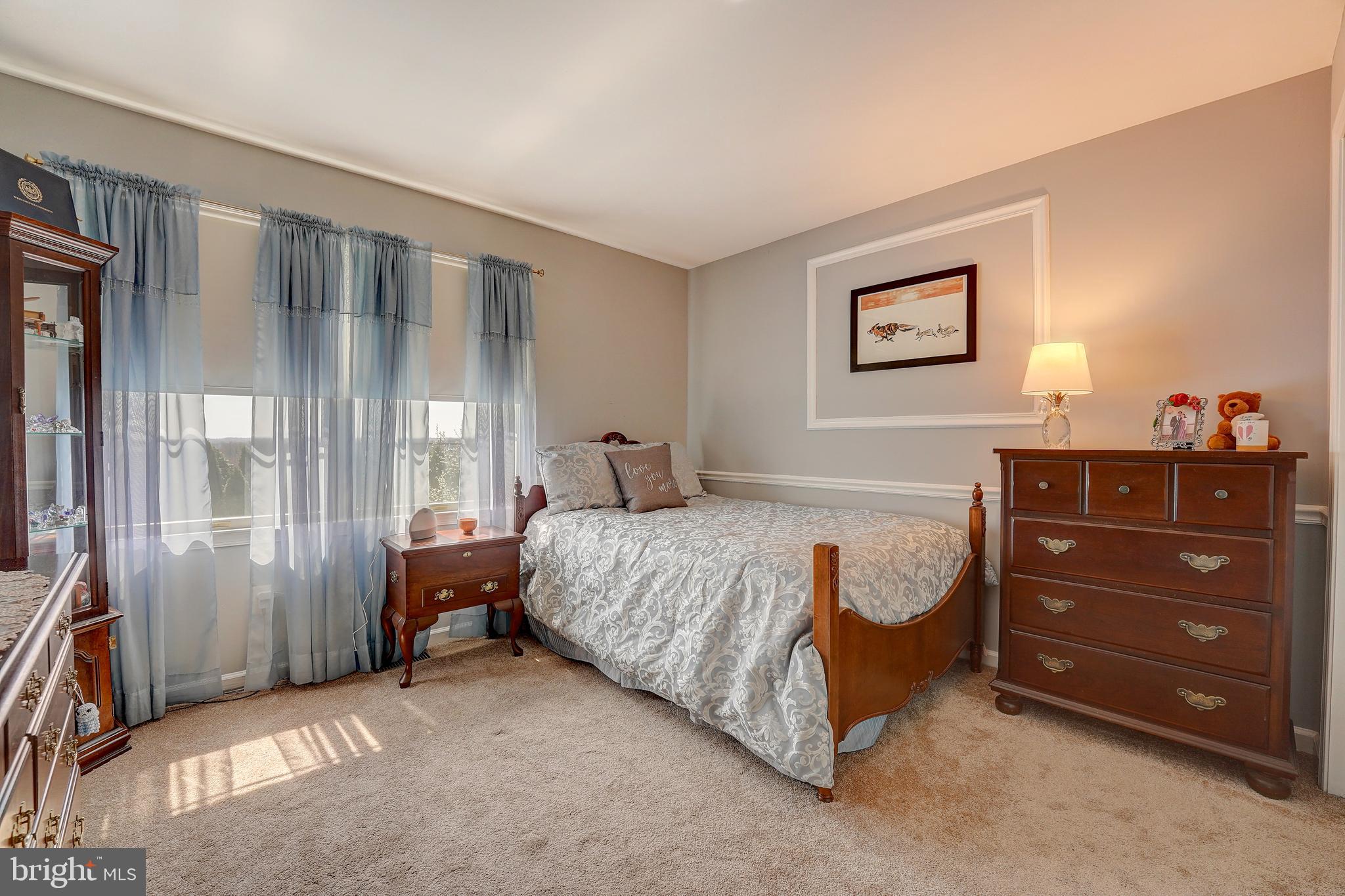 WILLIAMSBURG - Residential