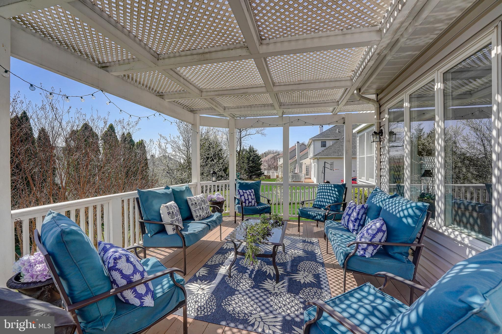 WILLIAMSBURG - Residential