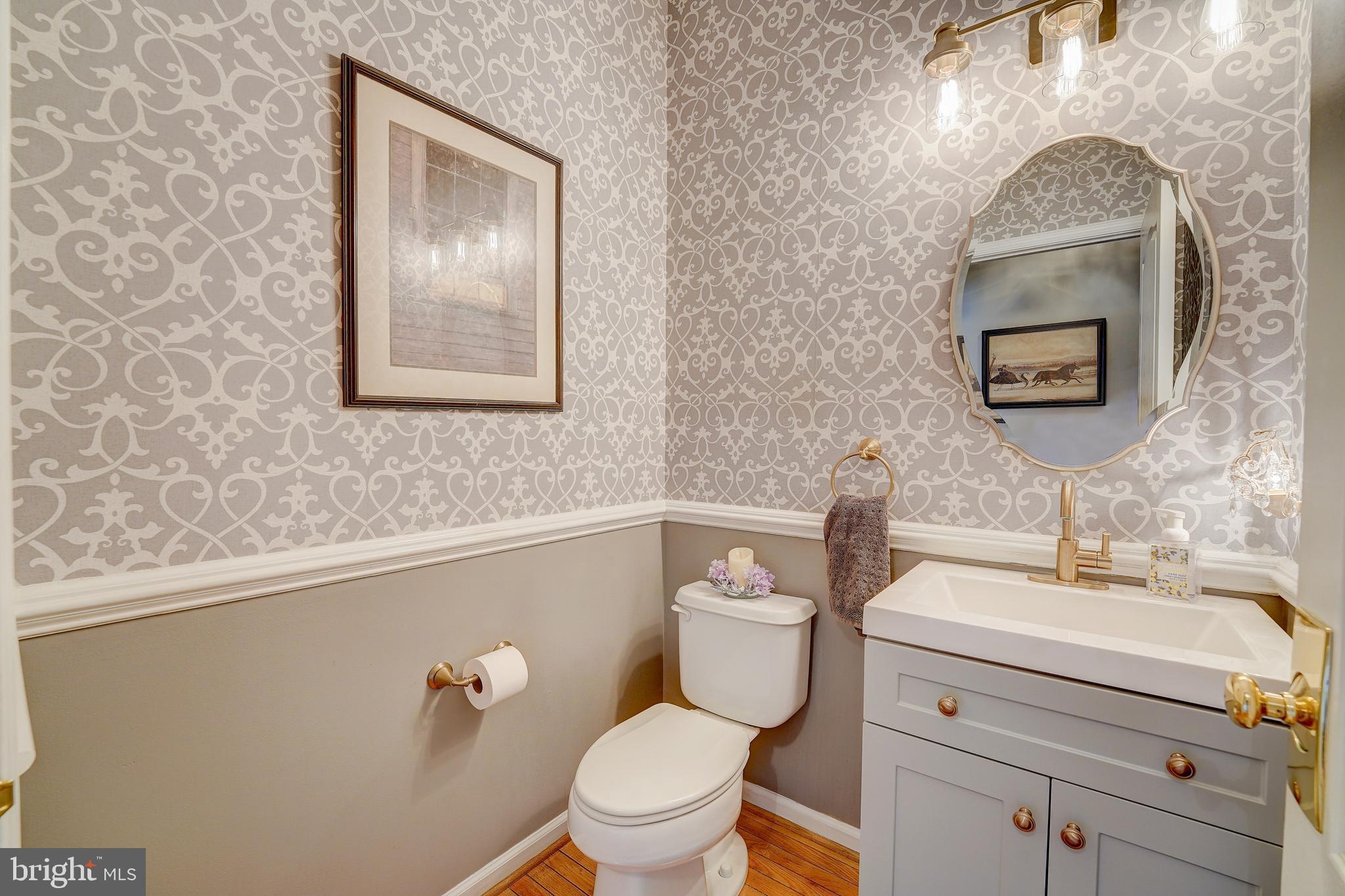 WILLIAMSBURG - Residential