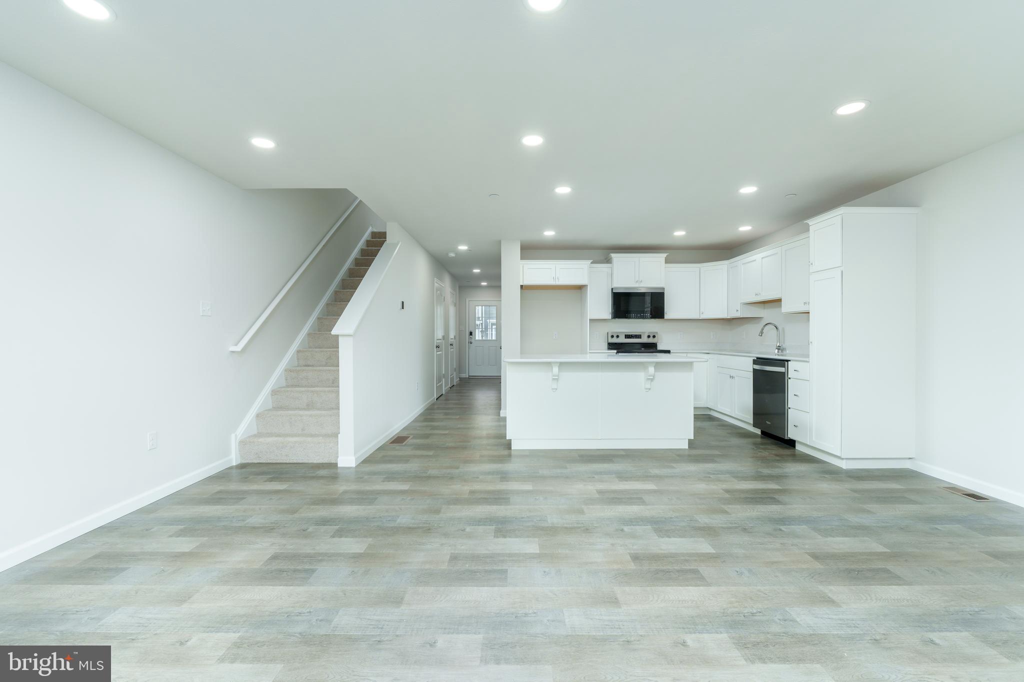 STEEPLECHASE - Residential