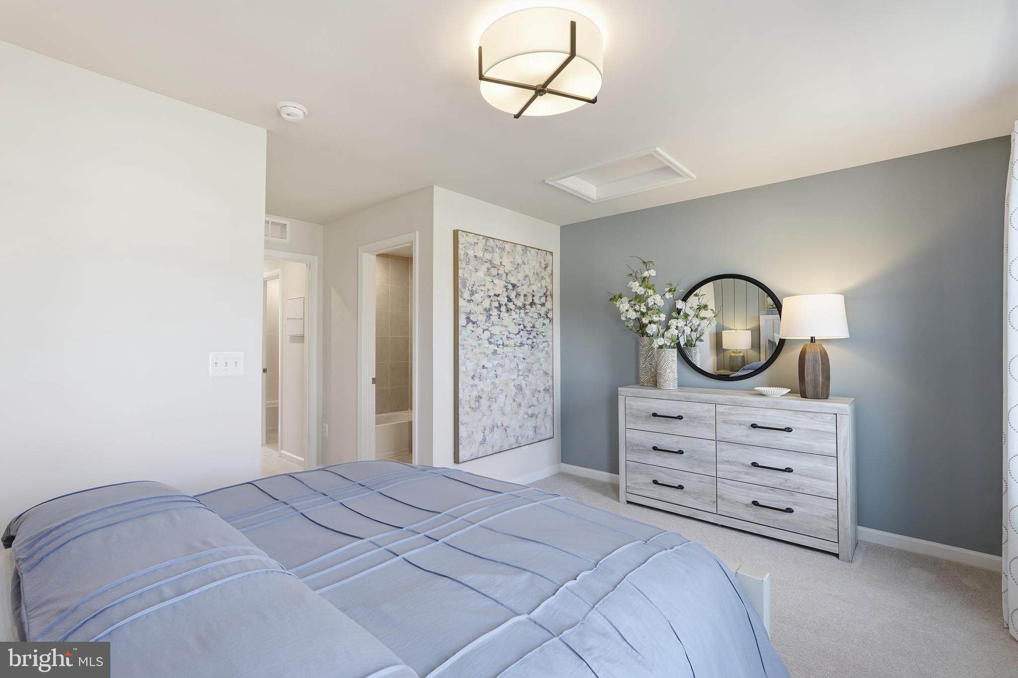 PRESIDENTS POINTE - Residential