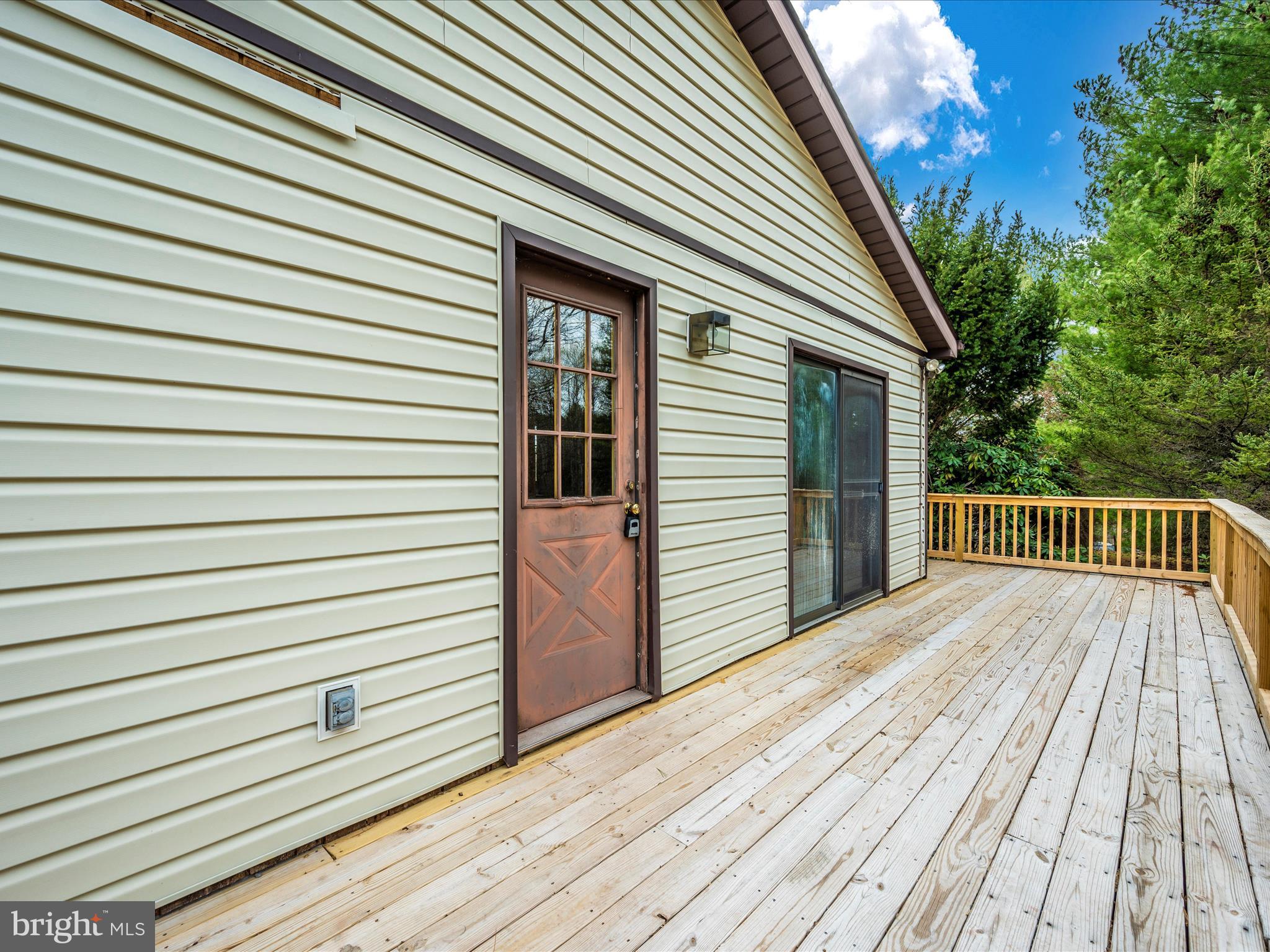 CHESTNUT GROVE - Residential