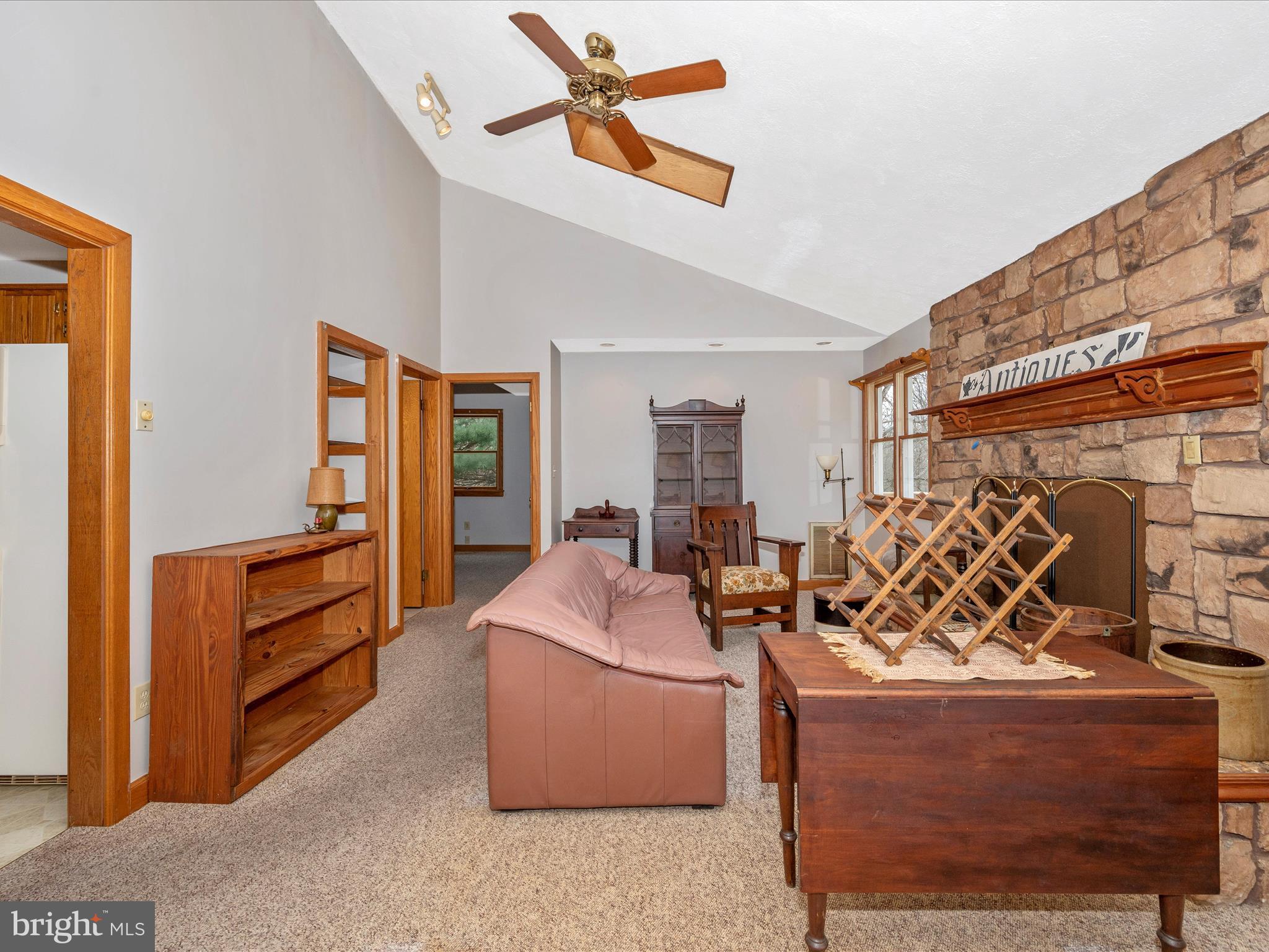 CHESTNUT GROVE - Residential