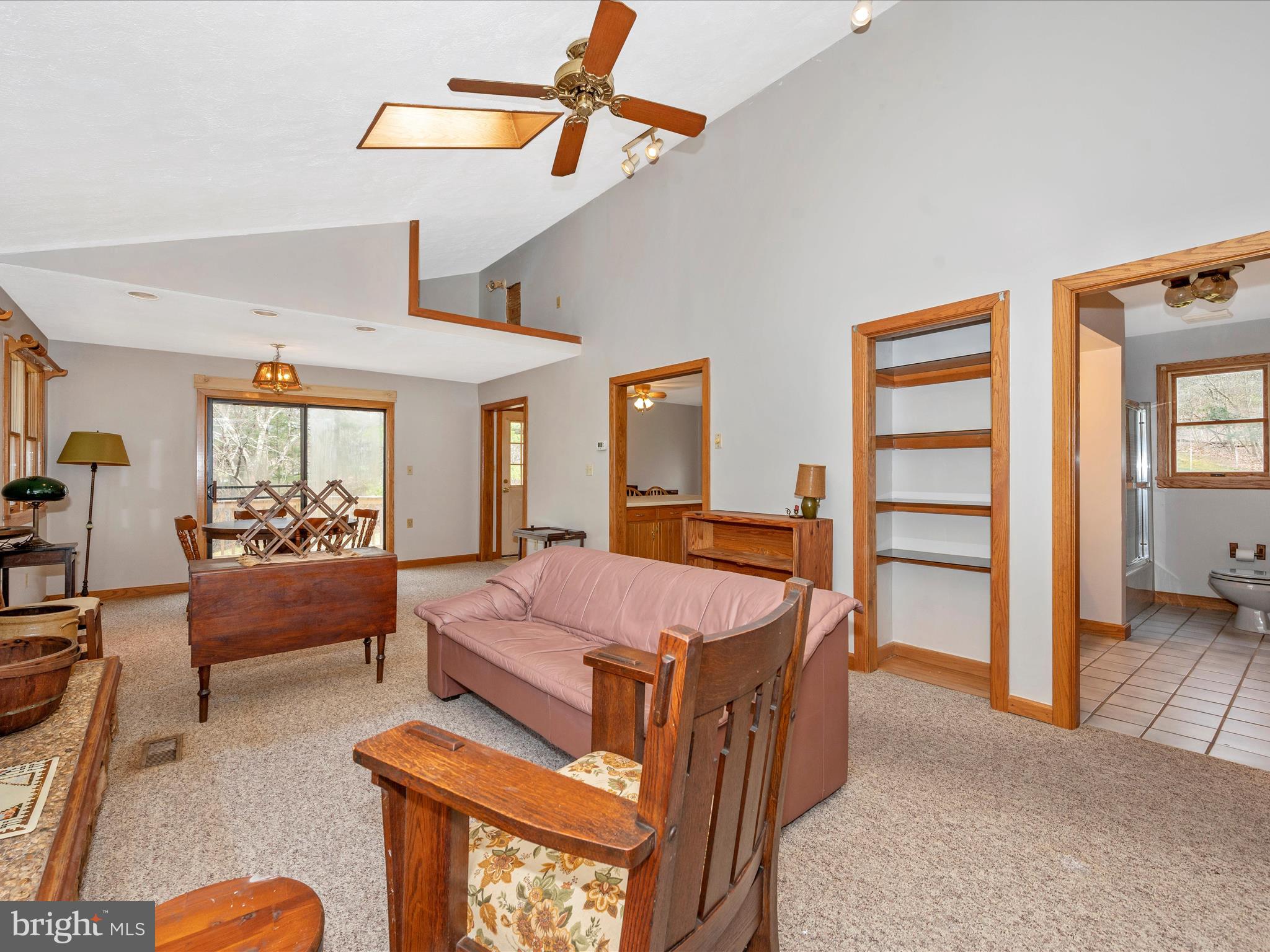 CHESTNUT GROVE - Residential