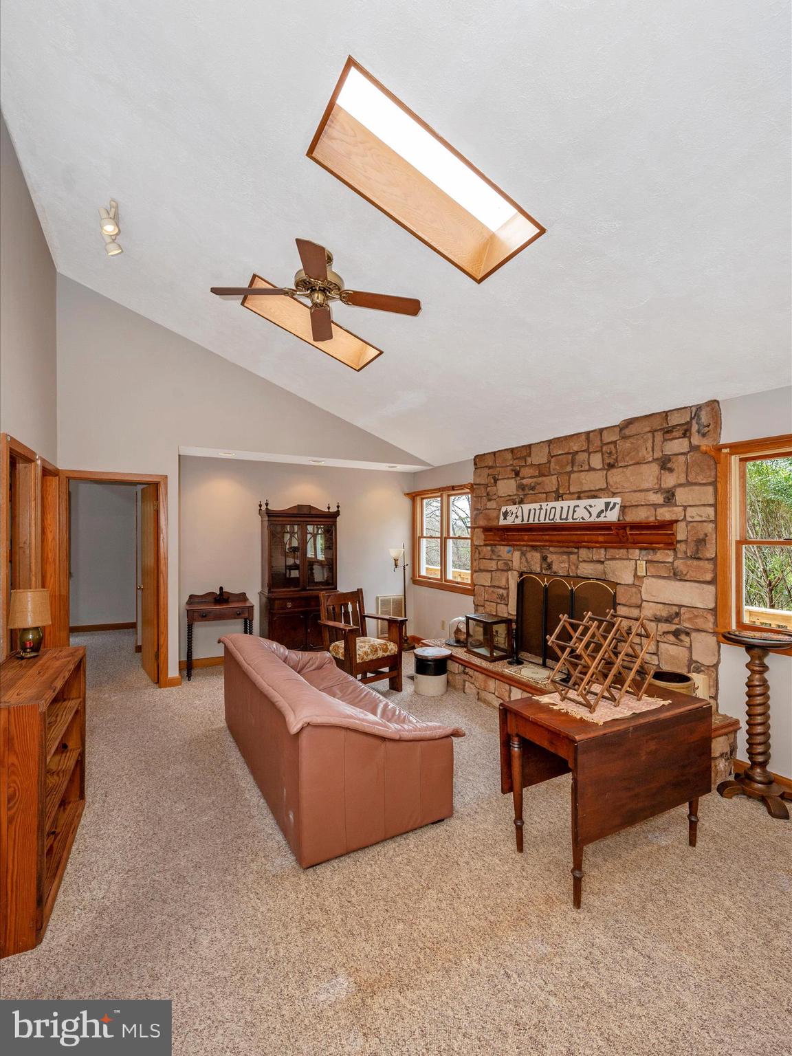 CHESTNUT GROVE - Residential