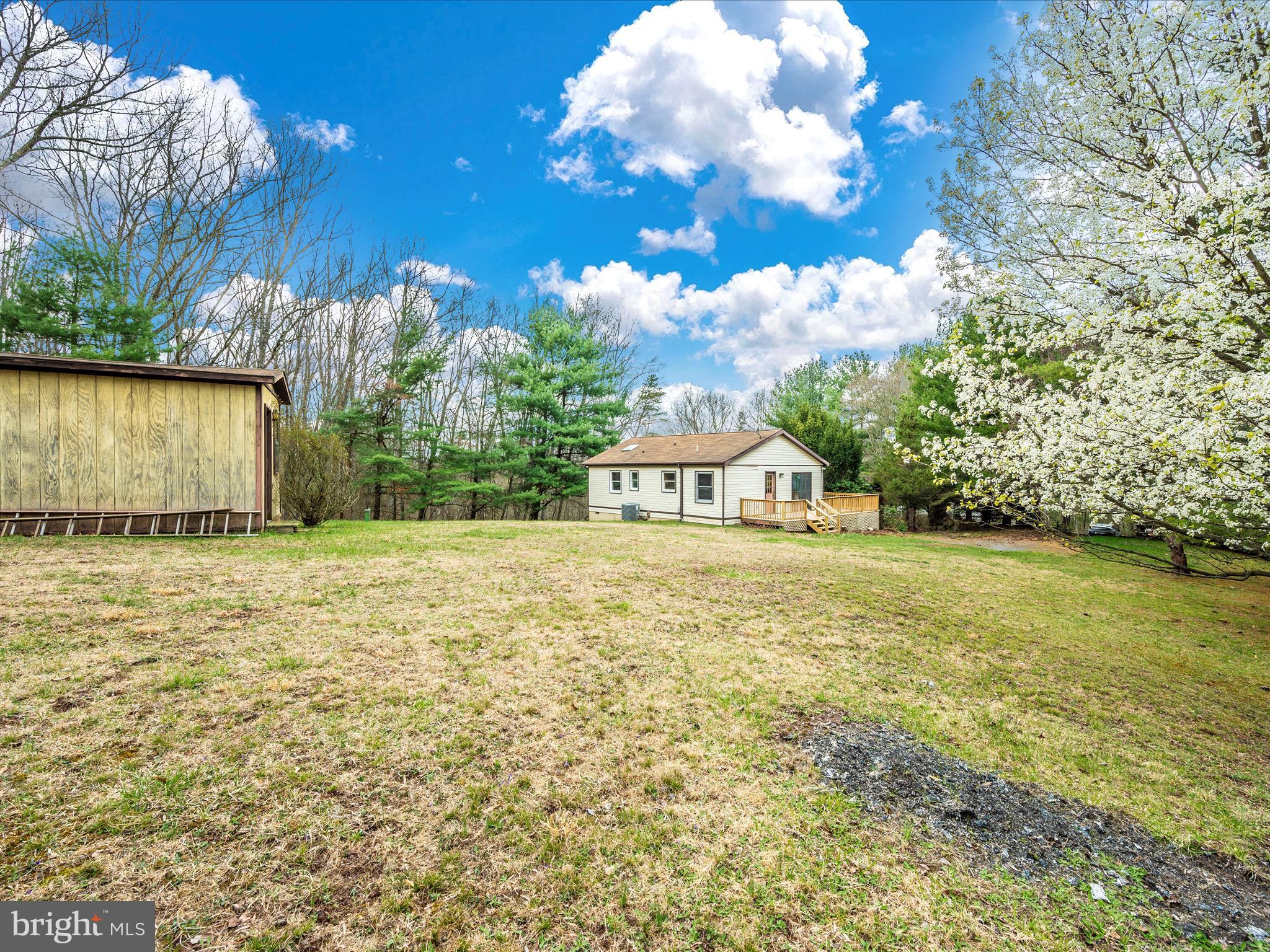 CHESTNUT GROVE - Residential