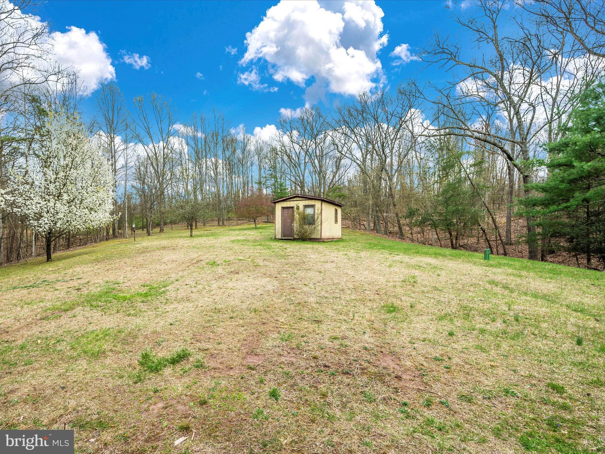 CHESTNUT GROVE - Residential