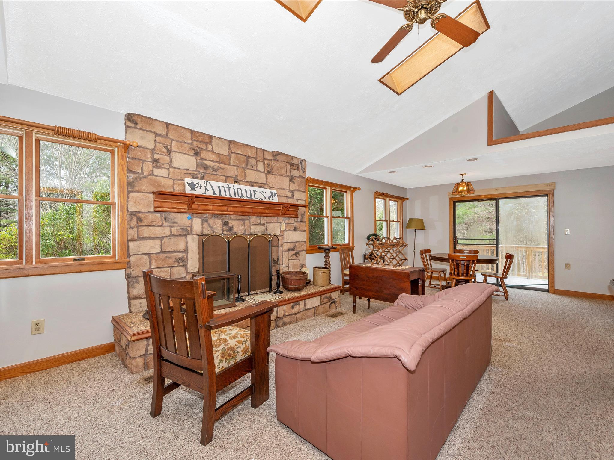 CHESTNUT GROVE - Residential