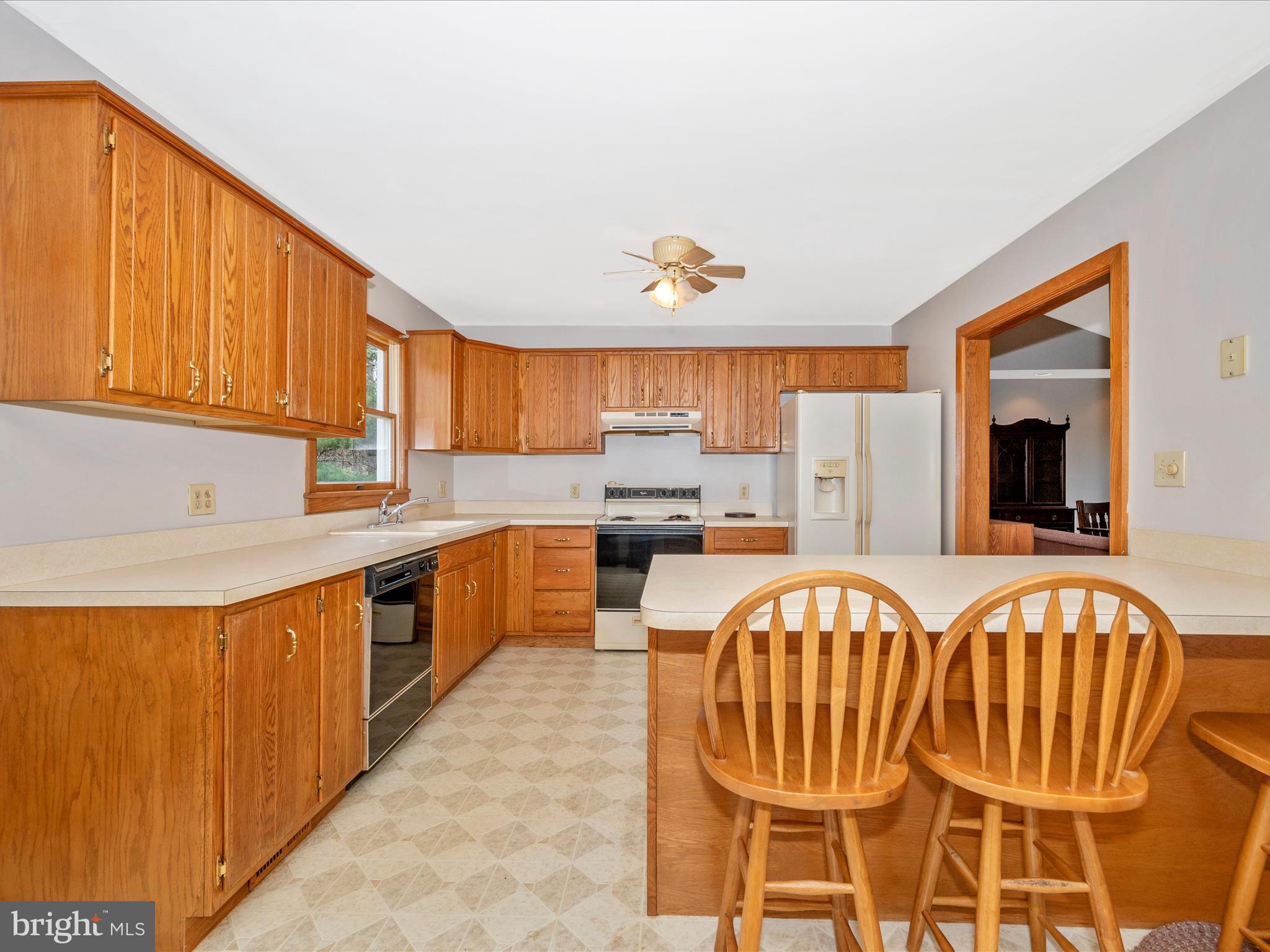 CHESTNUT GROVE - Residential