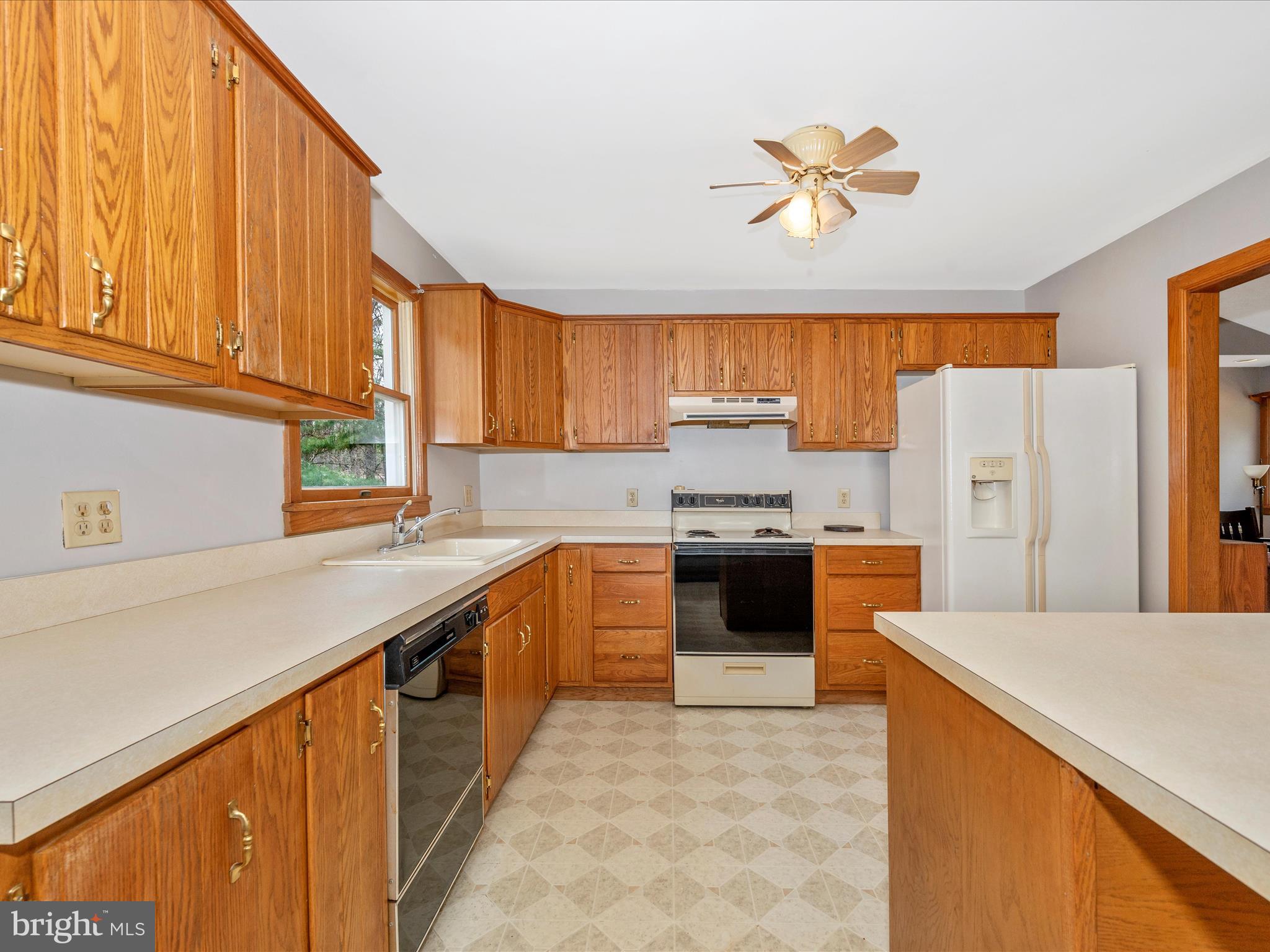 CHESTNUT GROVE - Residential