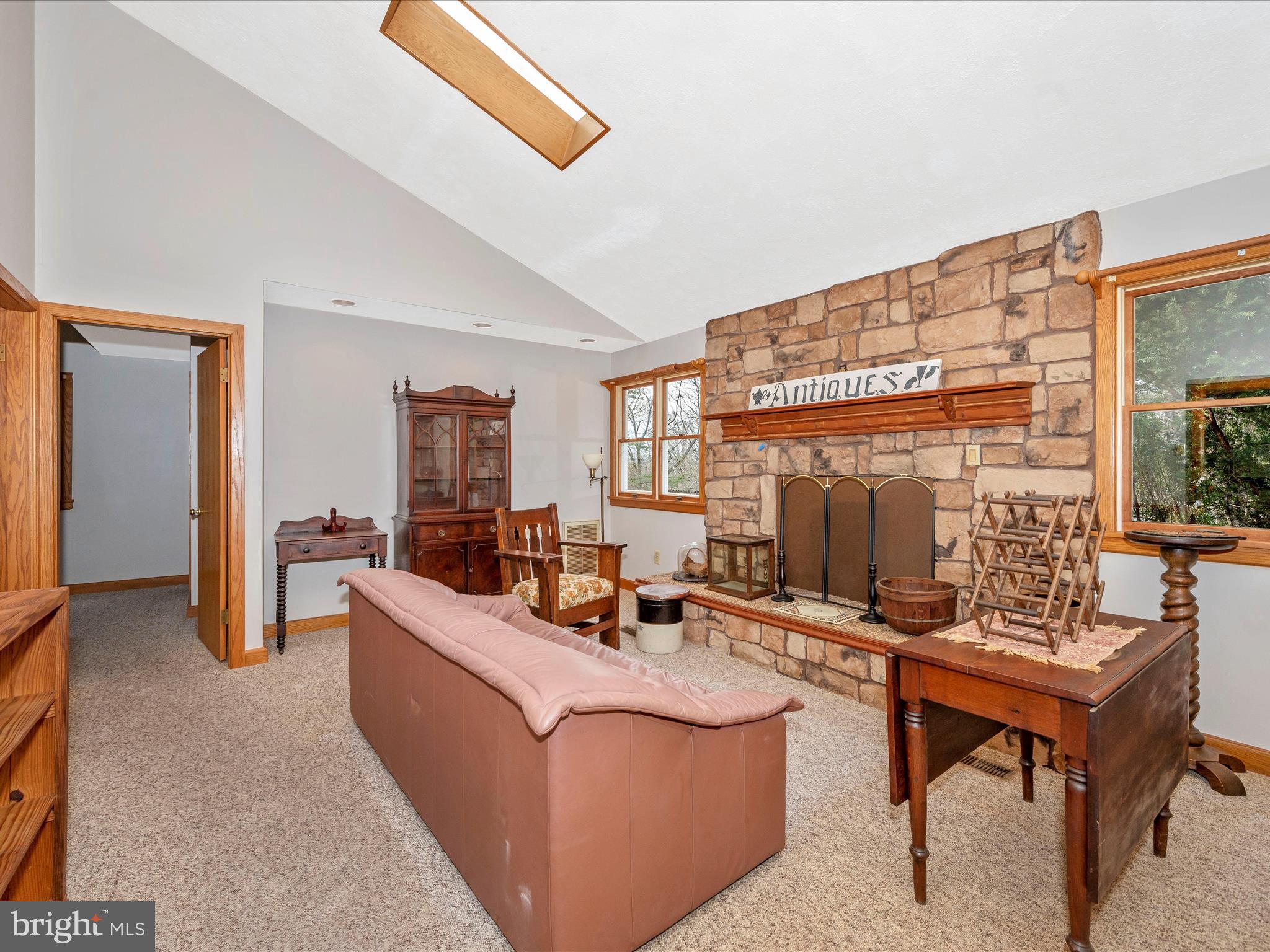 CHESTNUT GROVE - Residential