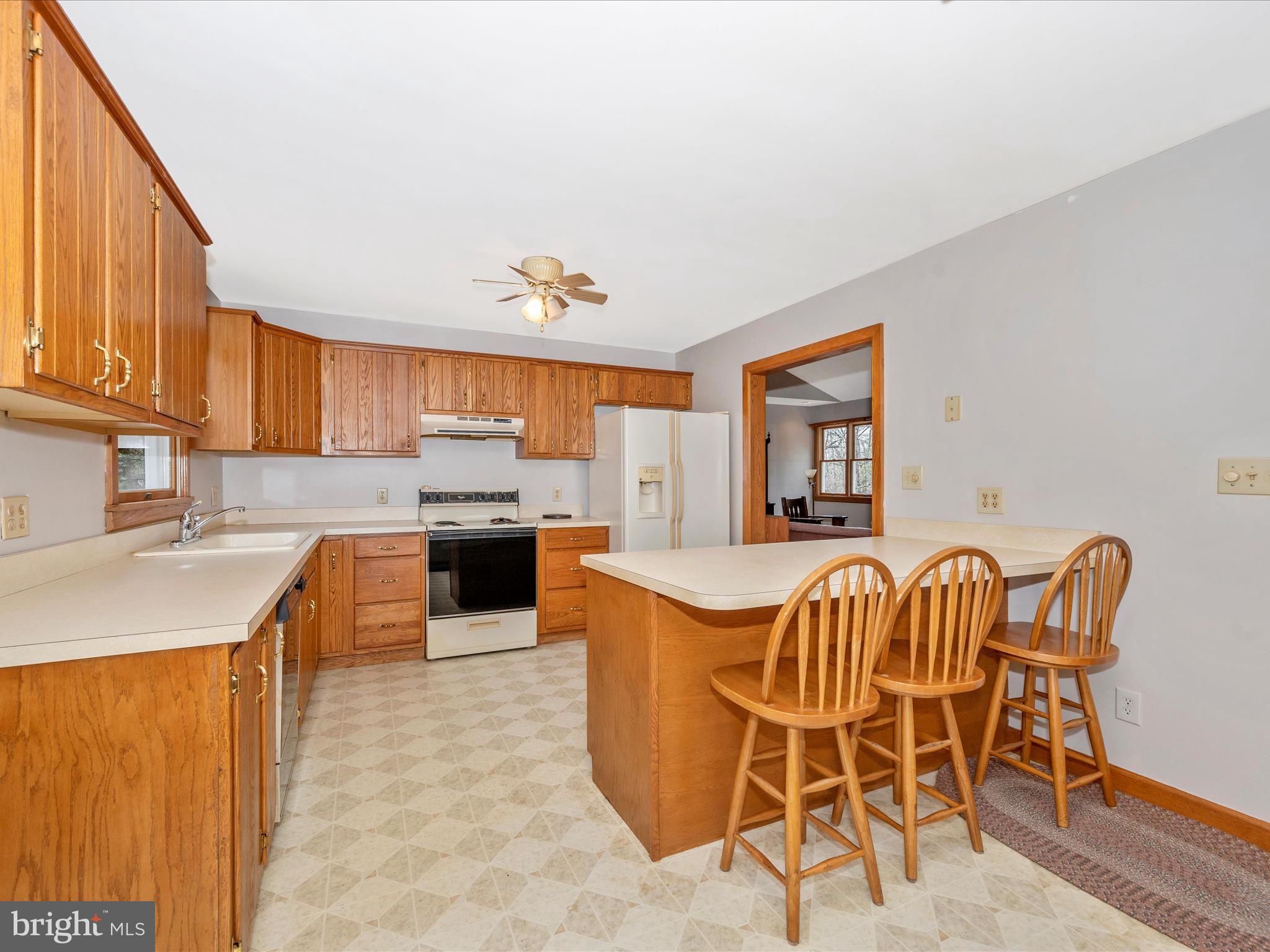 CHESTNUT GROVE - Residential