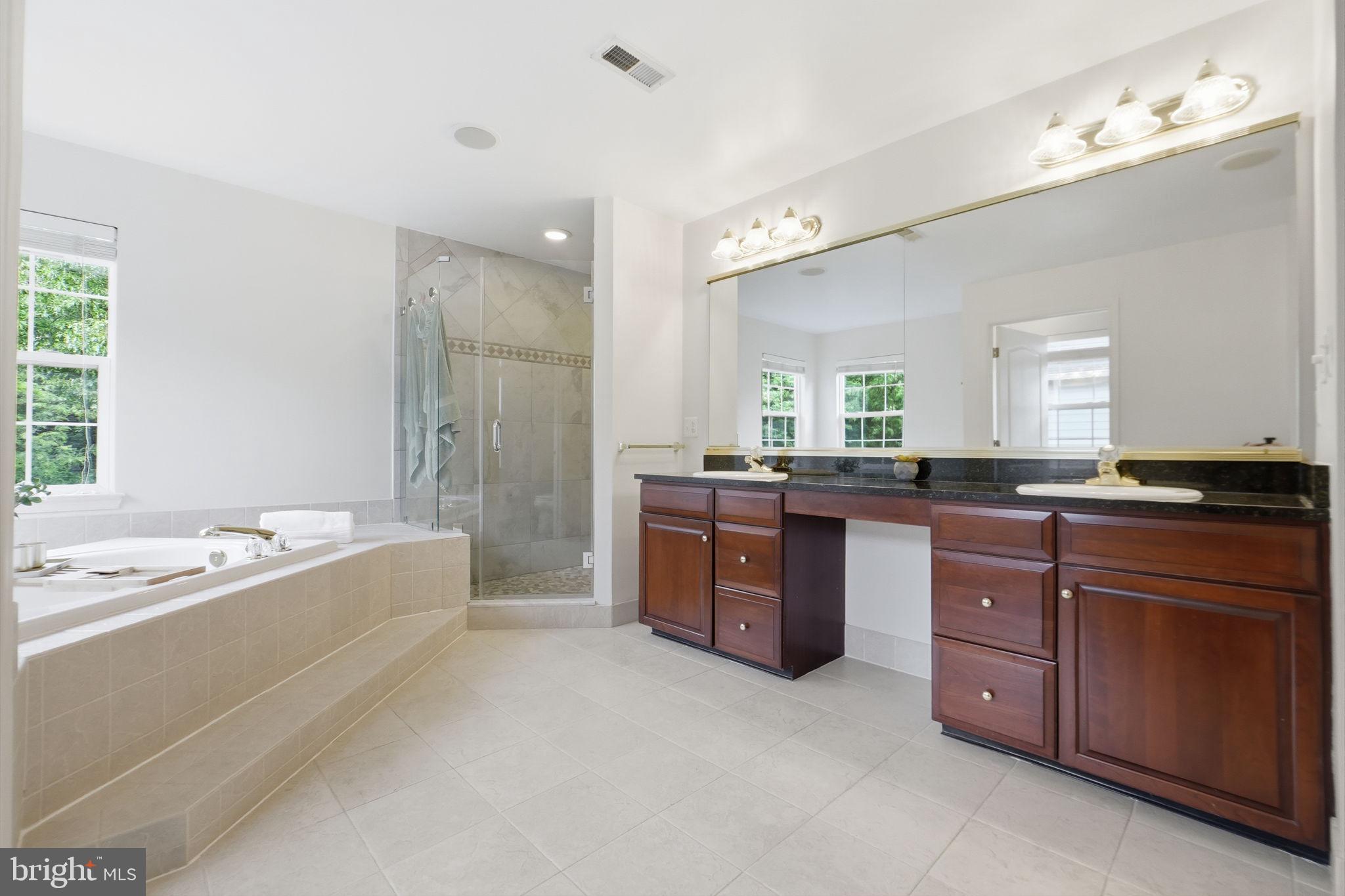 BELMONT COUNTRY CLUB - Residential