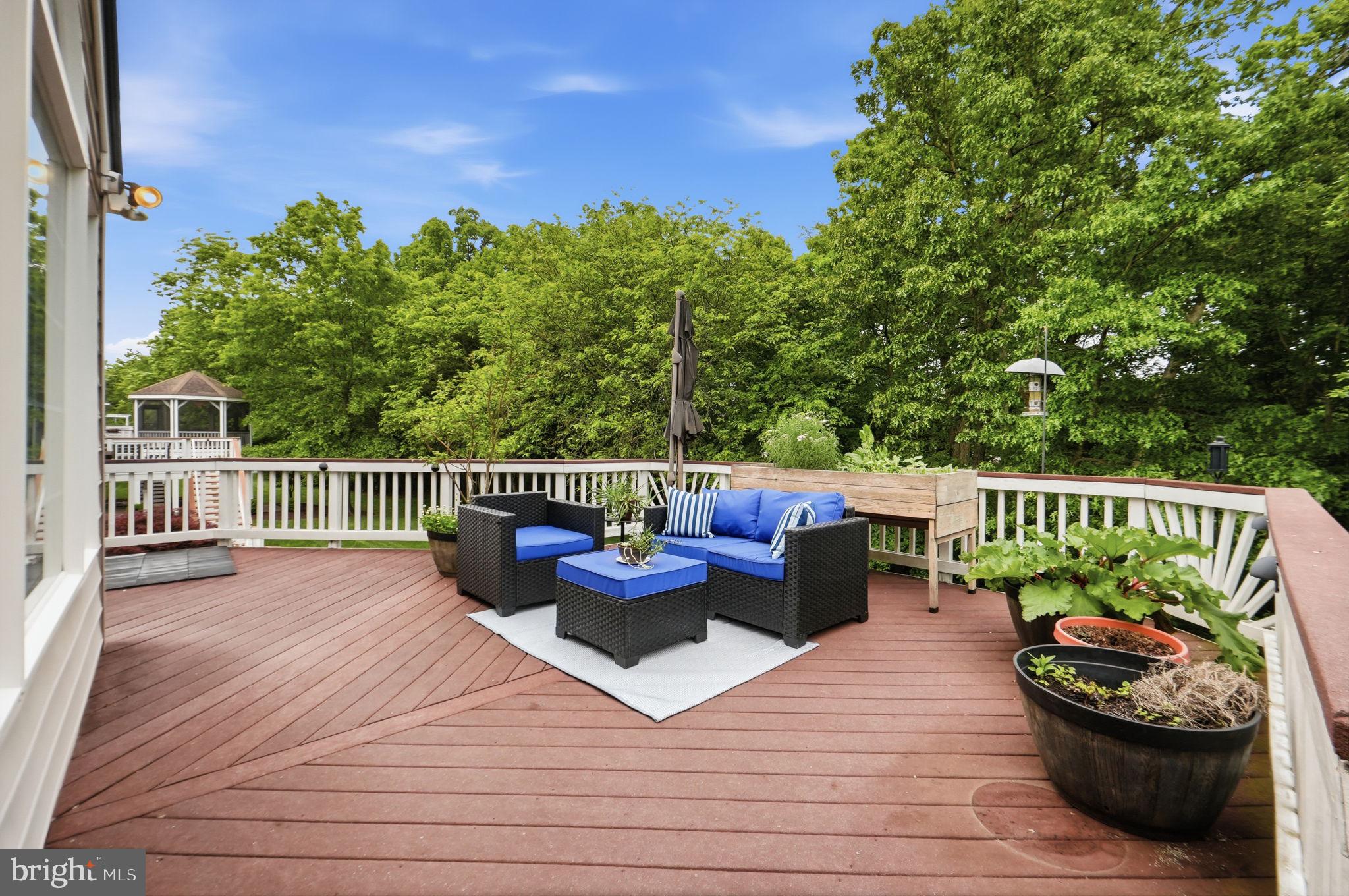 BELMONT COUNTRY CLUB - Residential