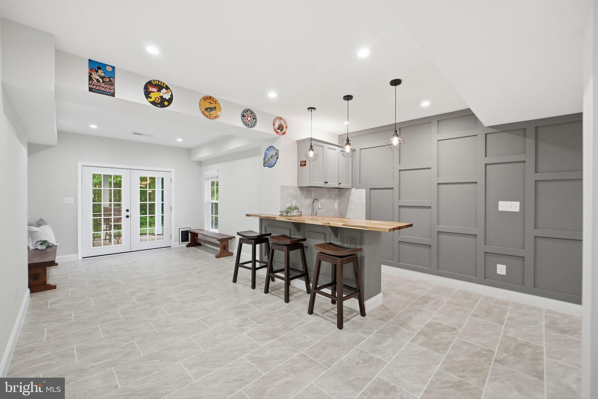 BELMONT COUNTRY CLUB - Residential