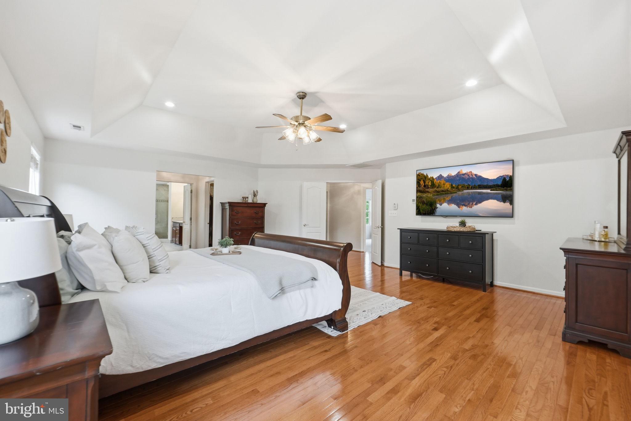 BELMONT COUNTRY CLUB - Residential