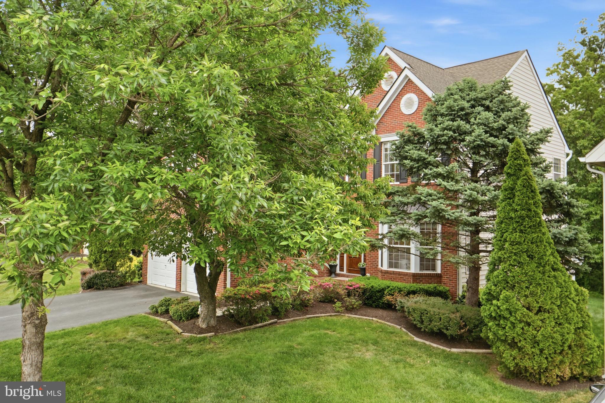 BELMONT COUNTRY CLUB - Residential