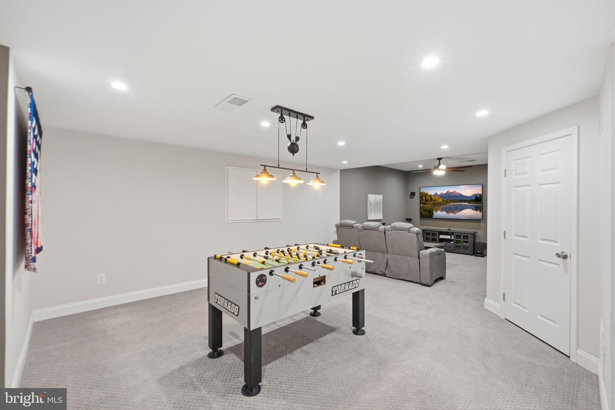 BELMONT COUNTRY CLUB - Residential