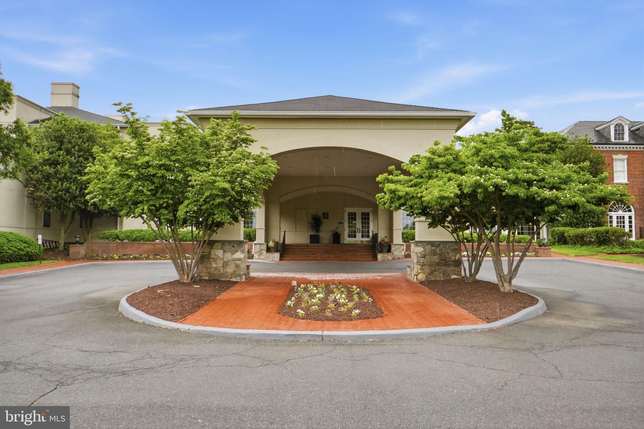 BELMONT COUNTRY CLUB - Residential