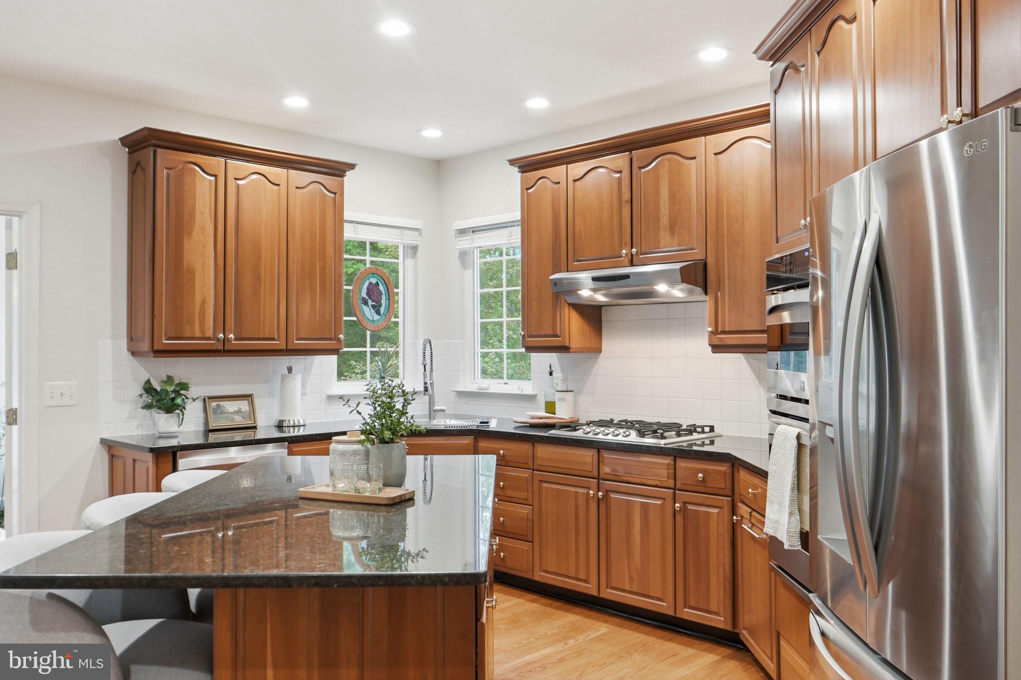 BELMONT COUNTRY CLUB - Residential