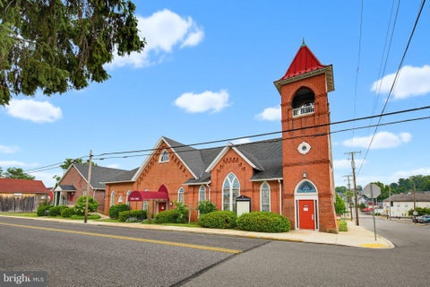 Photo of 101 N 2nd Street, NEW FREEDOM, PA 17349 (MLS # PAYK2104272)