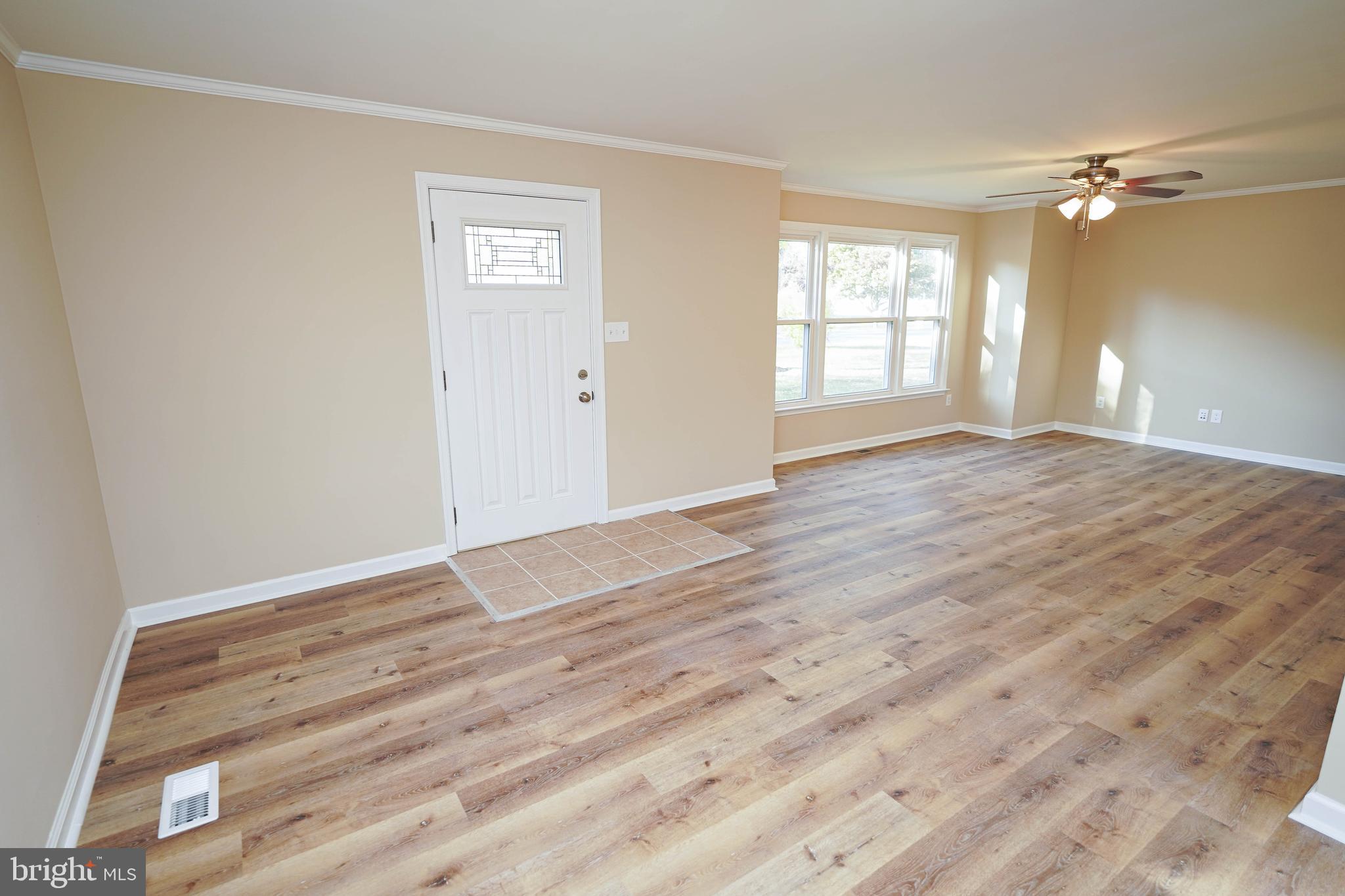 LIVINGSTON HEIGHTS - Residential Lease