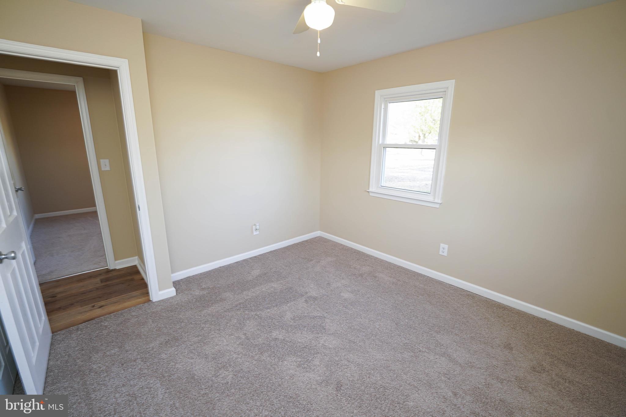 LIVINGSTON HEIGHTS - Residential Lease