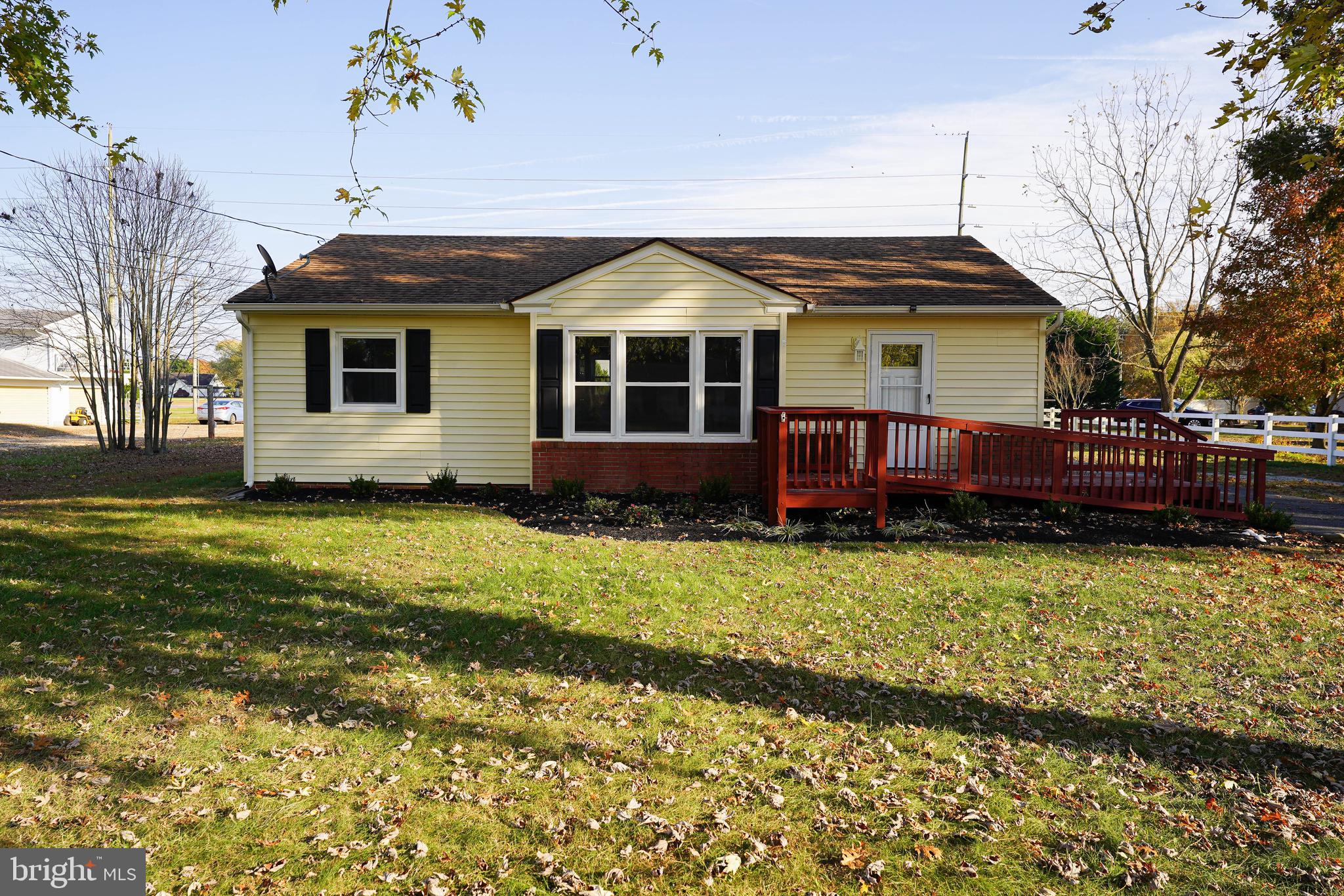 LIVINGSTON HEIGHTS - Residential Lease