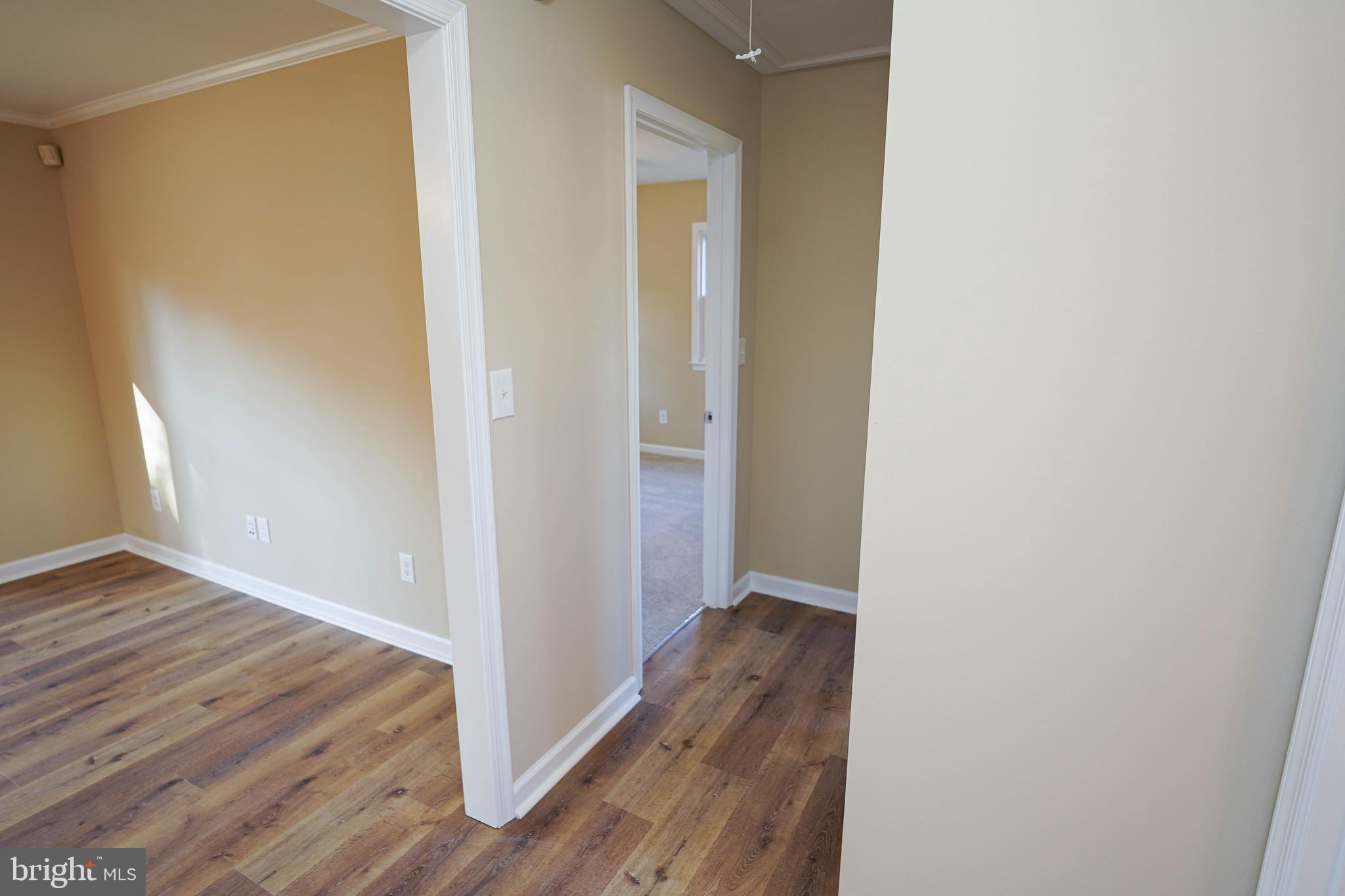 LIVINGSTON HEIGHTS - Residential Lease