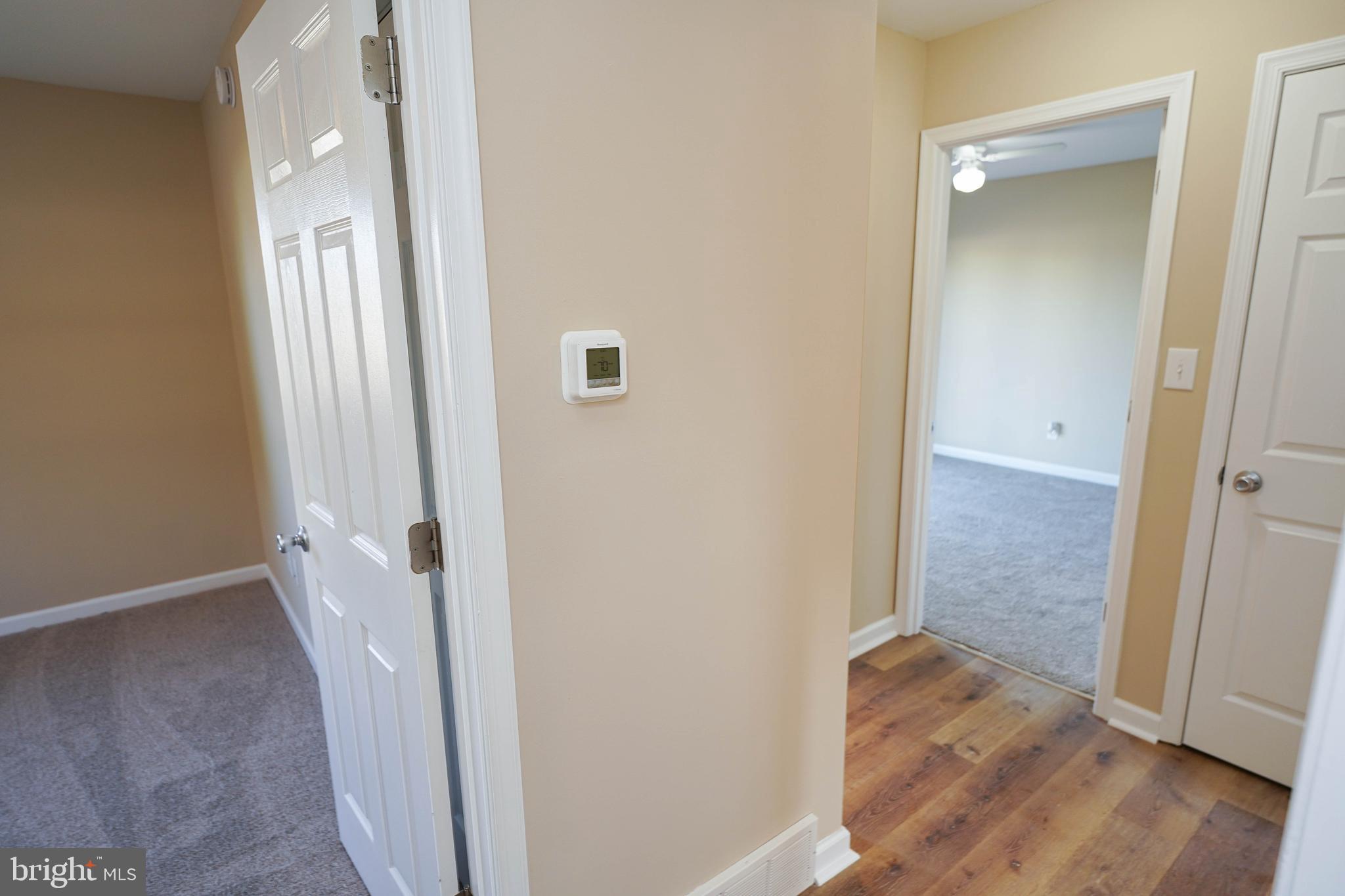 LIVINGSTON HEIGHTS - Residential Lease