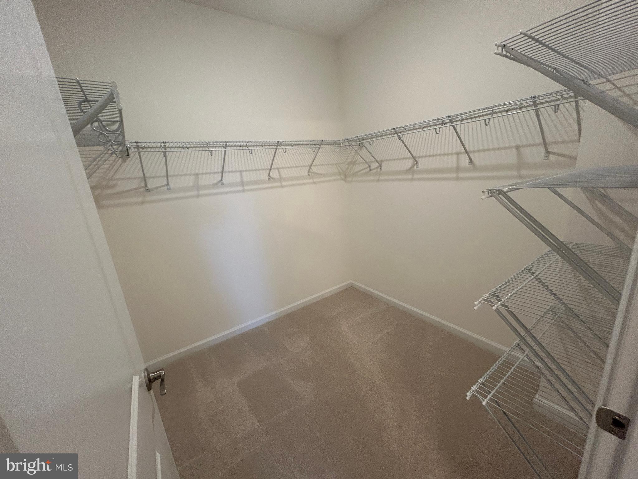 SPRING CREEK - Residential