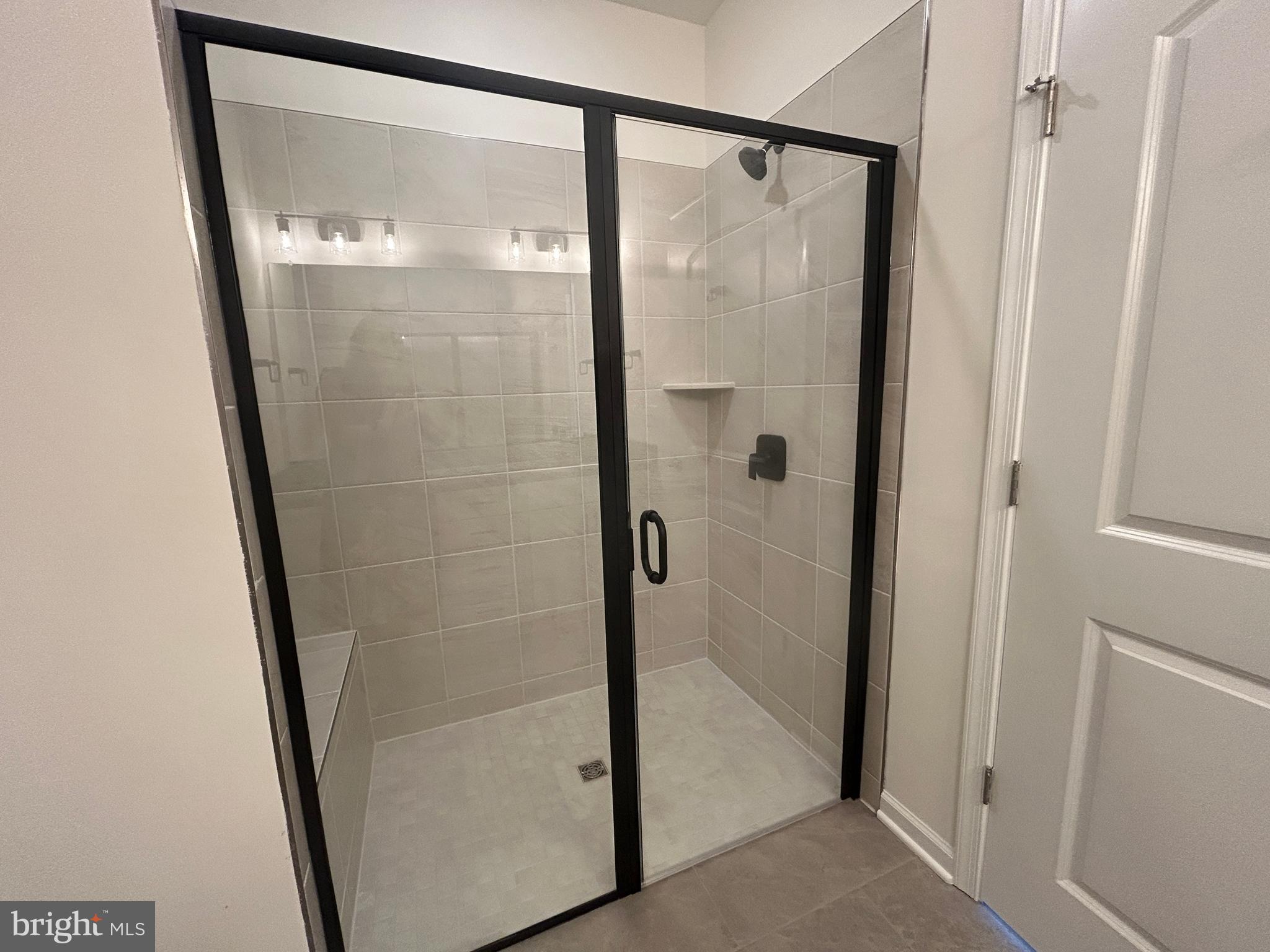 SPRING CREEK - Residential