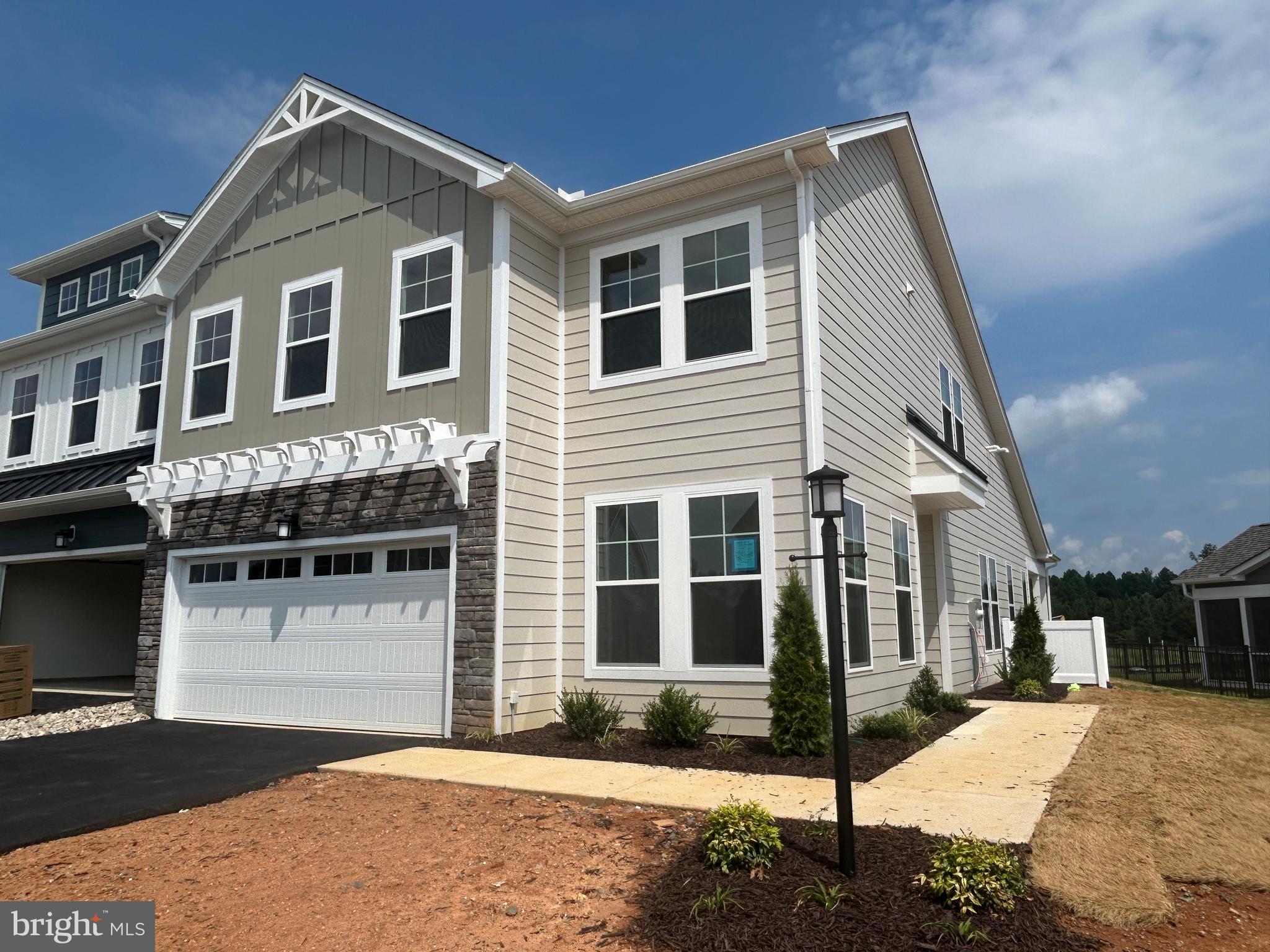 SPRING CREEK - Residential