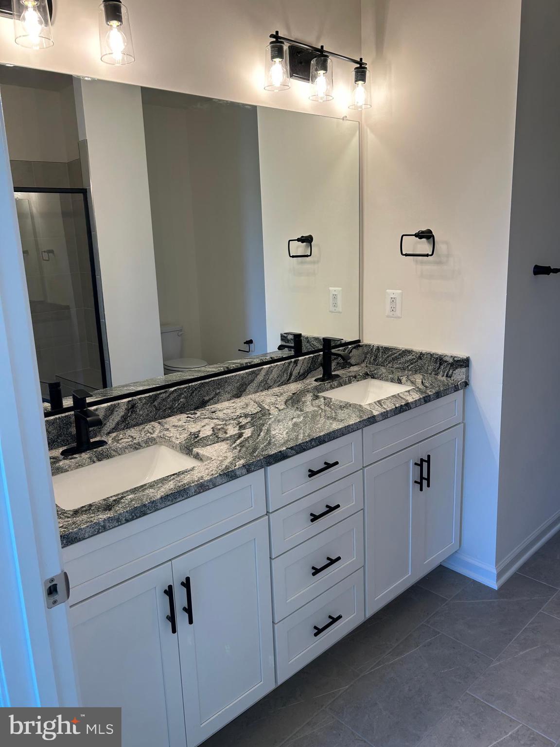 SPRING CREEK - Residential