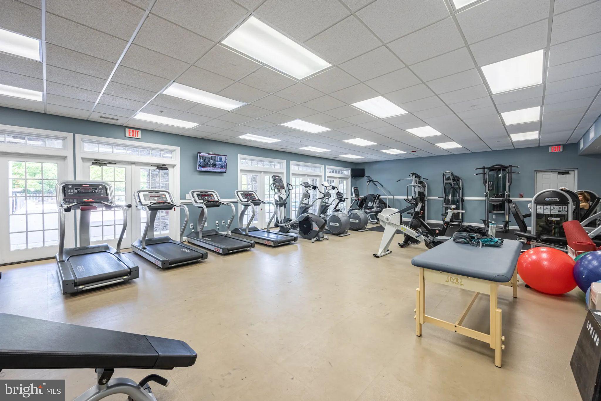 SPRING CREEK - Residential